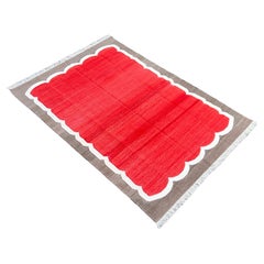 Handgefertigter Flachgewebe-Teppich aus Baumwolle, 5x7 Rot und Braun Indischer Dhurrie mit Wellenschliff