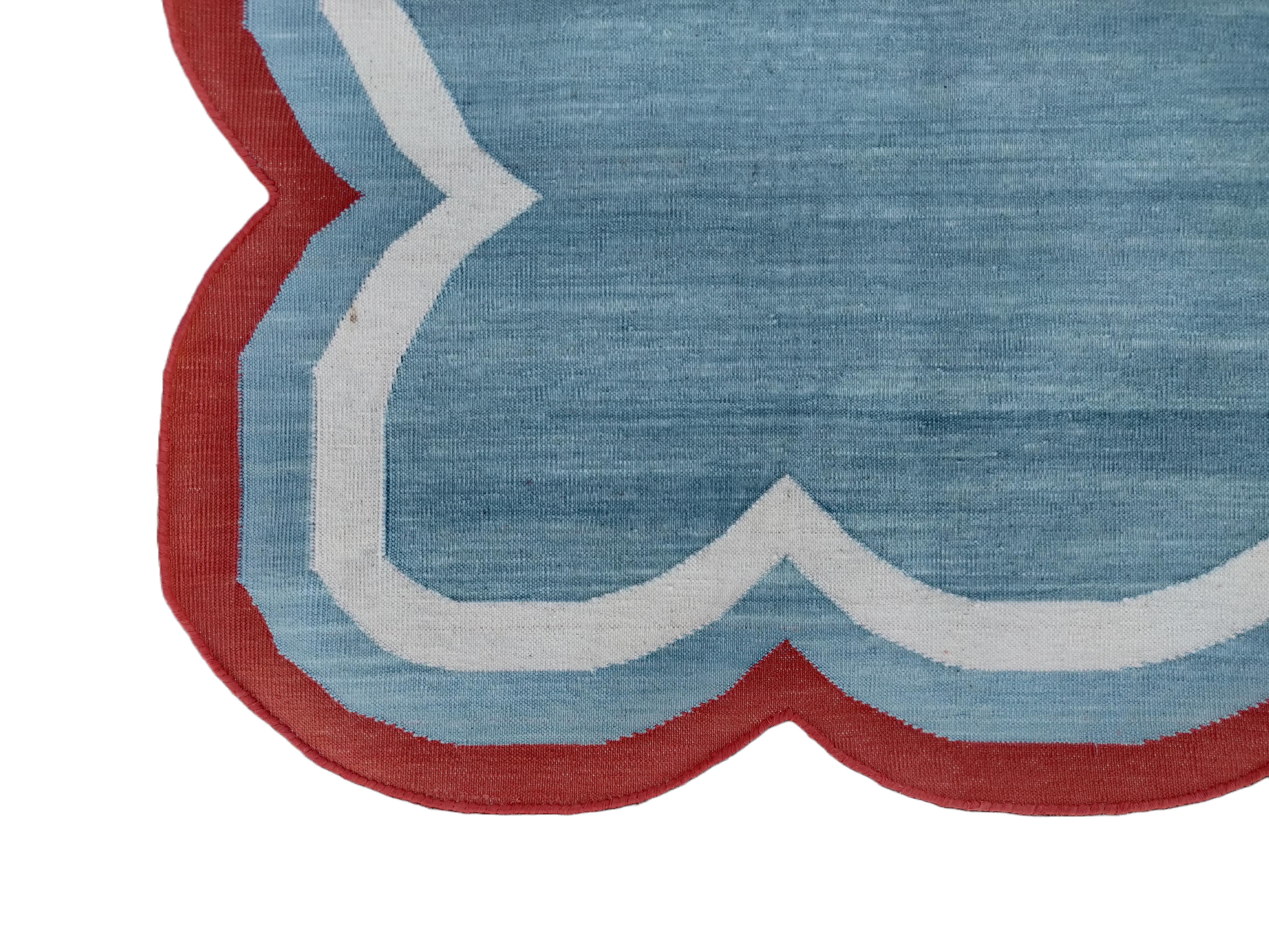 Contemporary Handmade Cotton Area Flat Weave Rug, 5x8 Blue And Red Scalloped Kilim Dhurrie For Sale