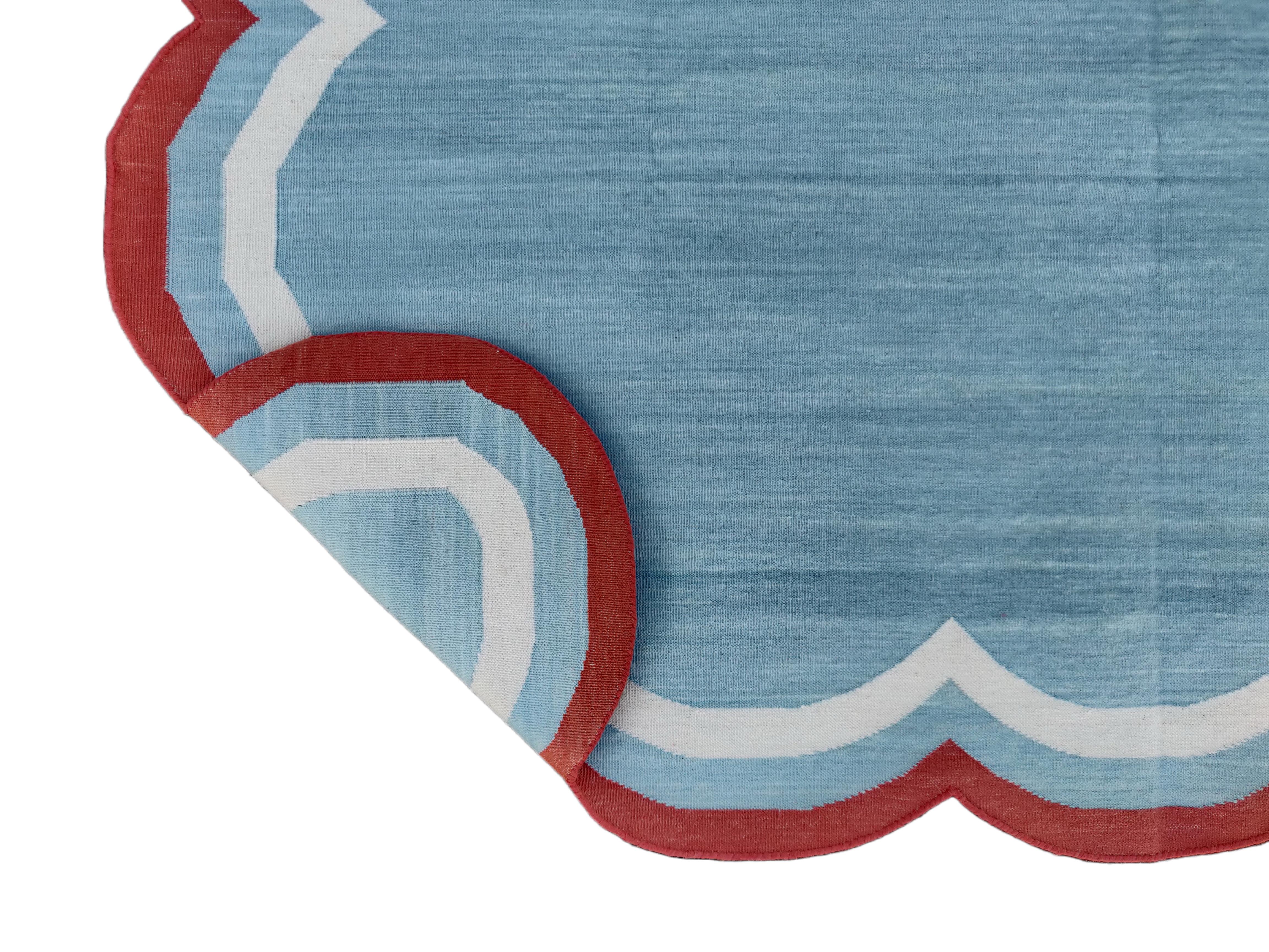 Handmade Cotton Area Flat Weave Rug, 5x8 Blue And Red Scalloped Kilim Dhurrie For Sale 1