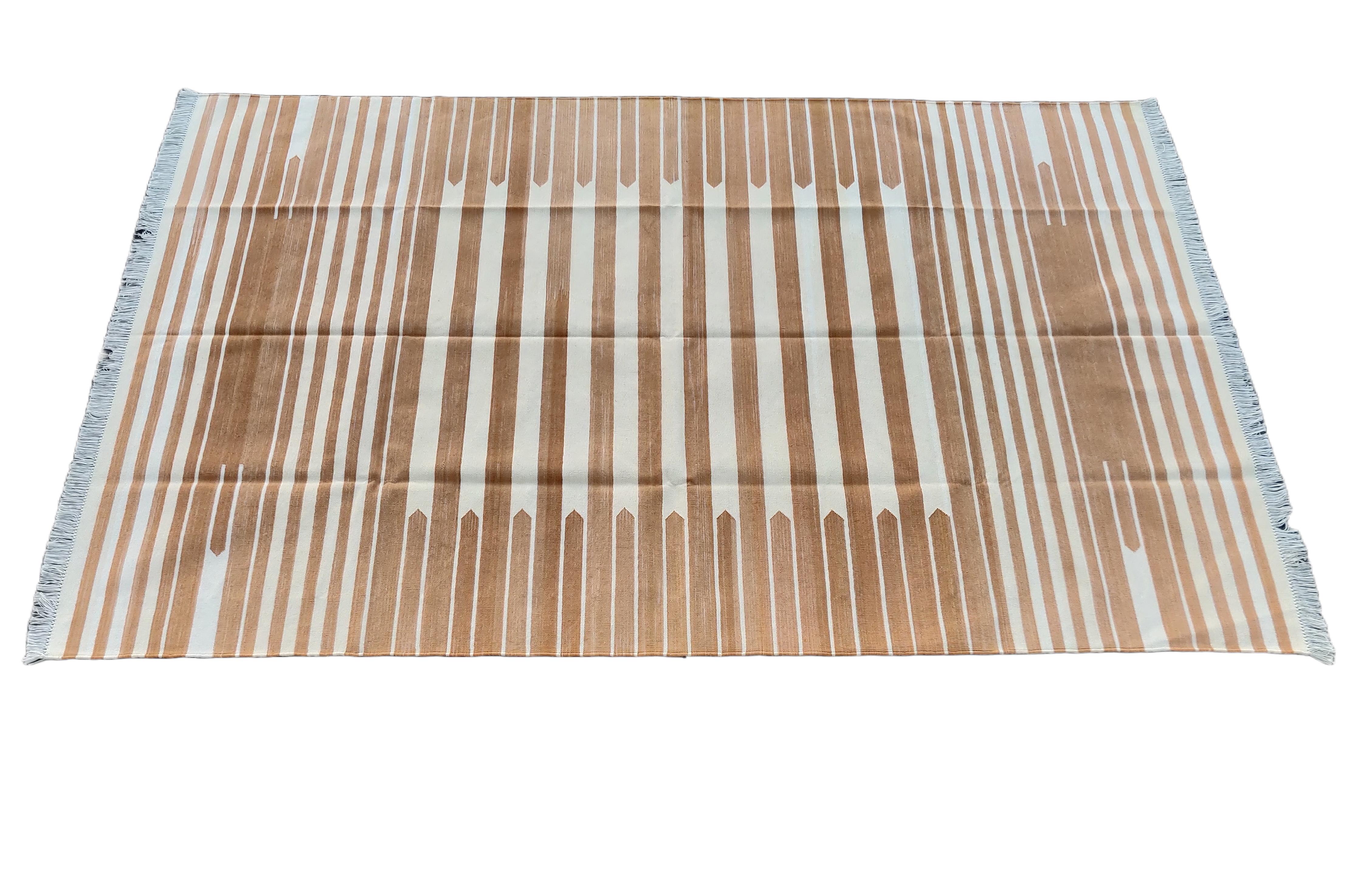 Handmade Cotton Area Flat Weave Rug, 5x8 Tan And White Striped Indian Dhurrie For Sale 4