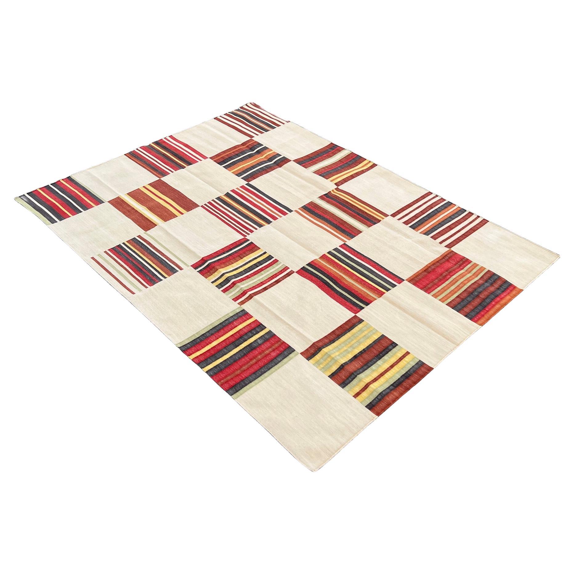 Handmade Cotton Area Flat Weave Rug, 6x8 Beige And Red Striped Indian Dhurrie For Sale