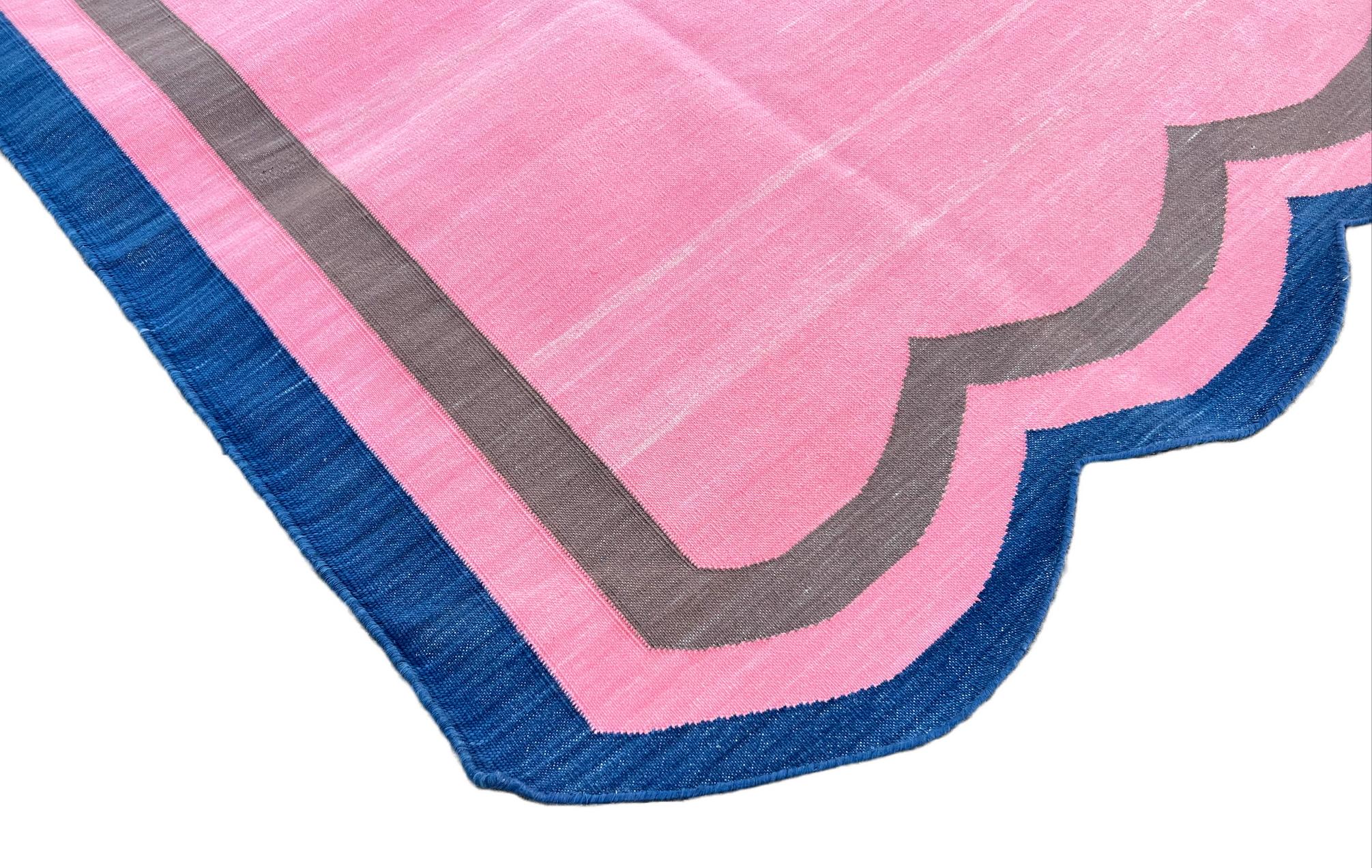 Mid-Century Modern Handmade Cotton Area Flat Weave Rug, 6x8 Pink And Blue Scalloped Striped Dhurrie For Sale