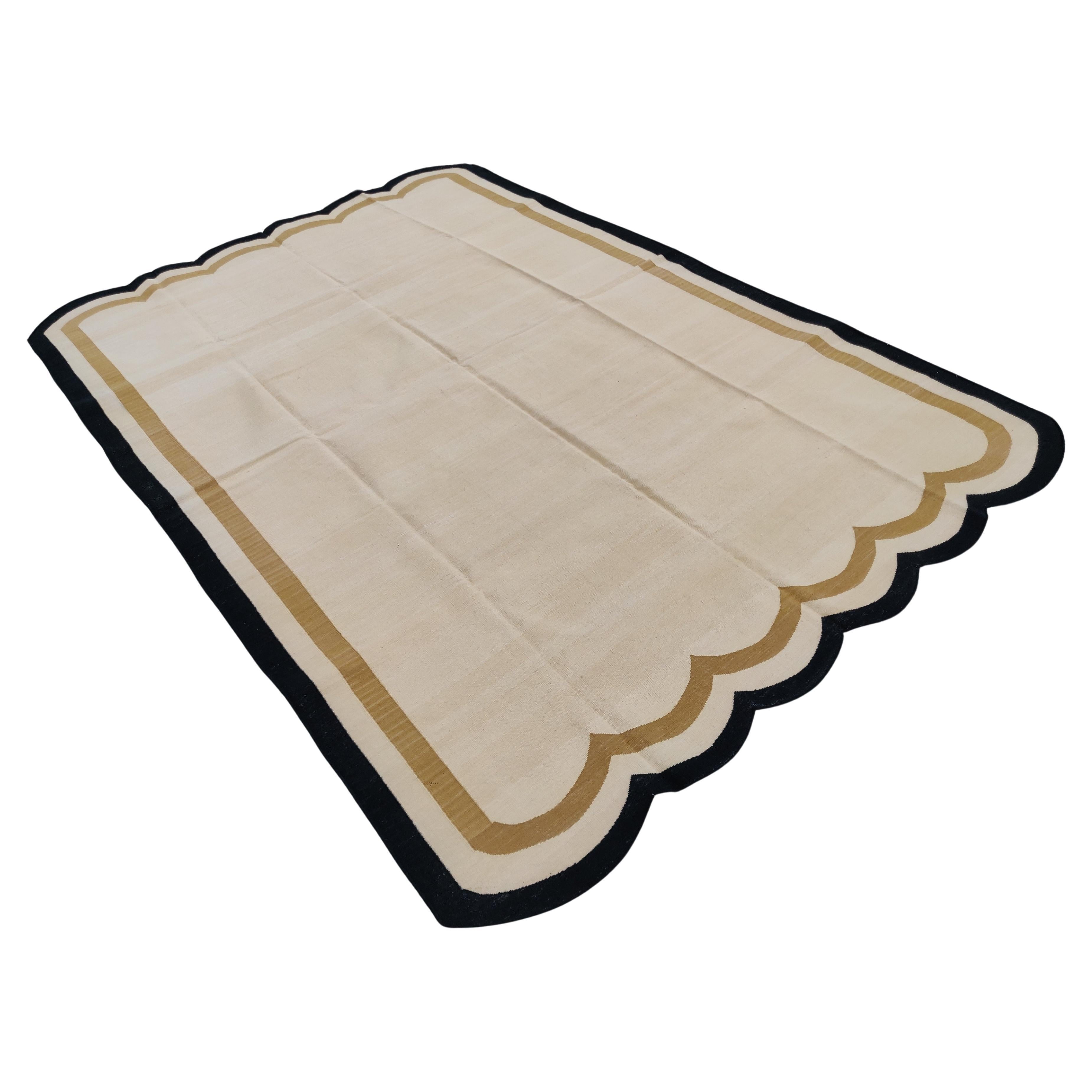 Handmade Cotton Area Flat Weave Rug, 6x9 Beige And Black Scallop Striped Dhurrie For Sale