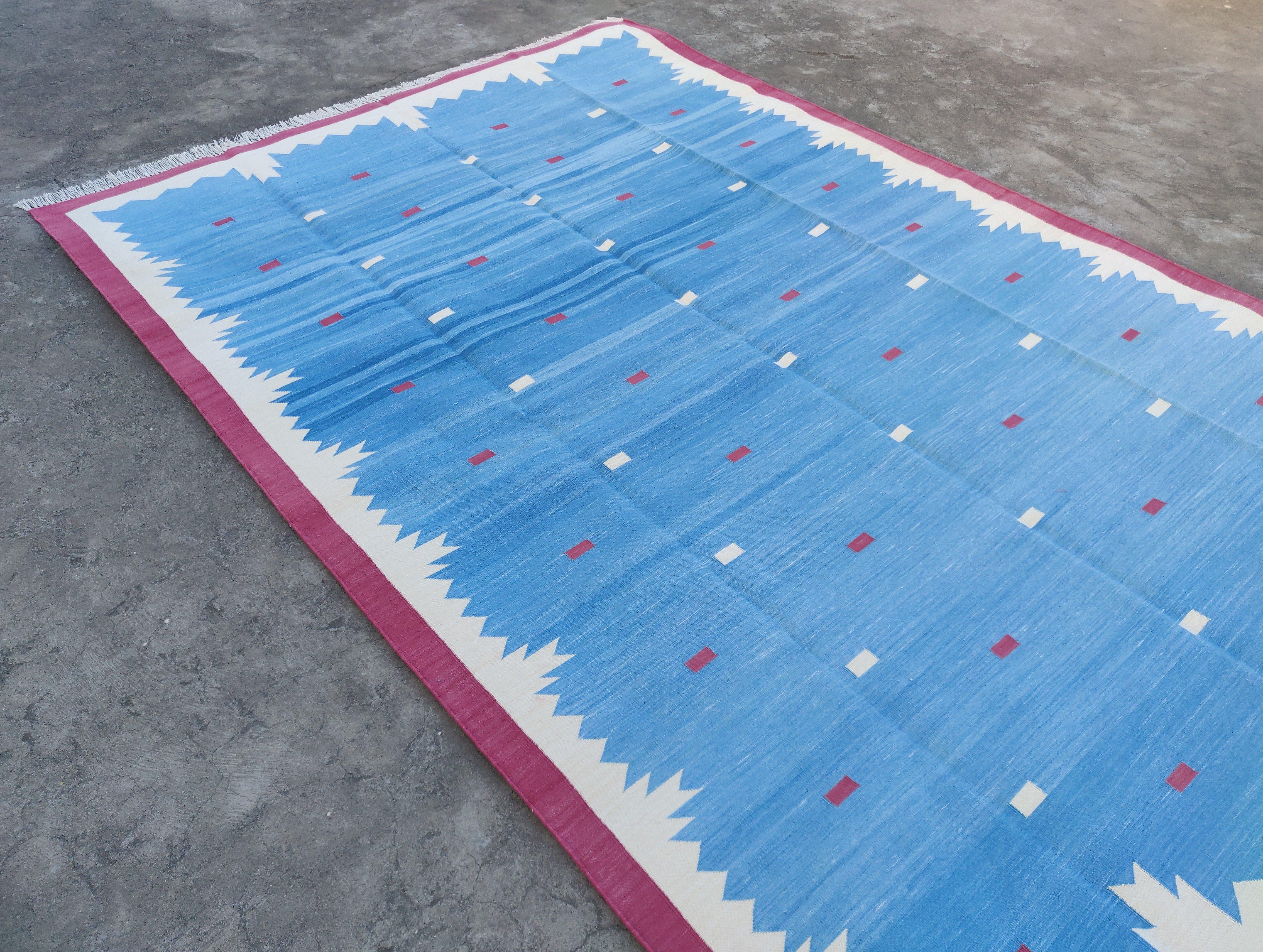 Hand-Woven Handmade Cotton Area Flat Weave Rug, 6x9 Blue And Pink Geometric Indian Dhurrie For Sale