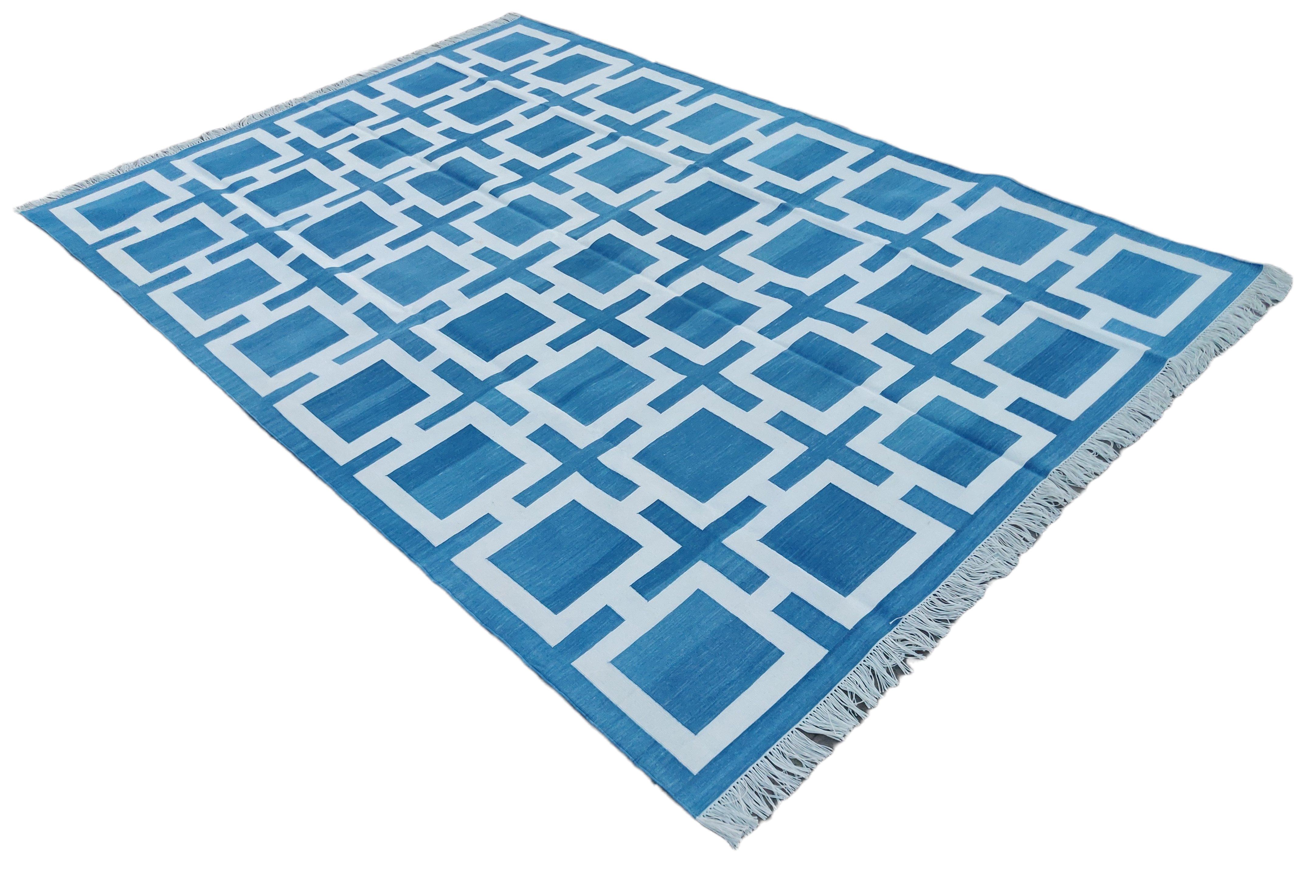 Mid-Century Modern Handmade Cotton Area Flat Weave Rug, 6x9 Blue And White Geometric Indian Dhurrie For Sale