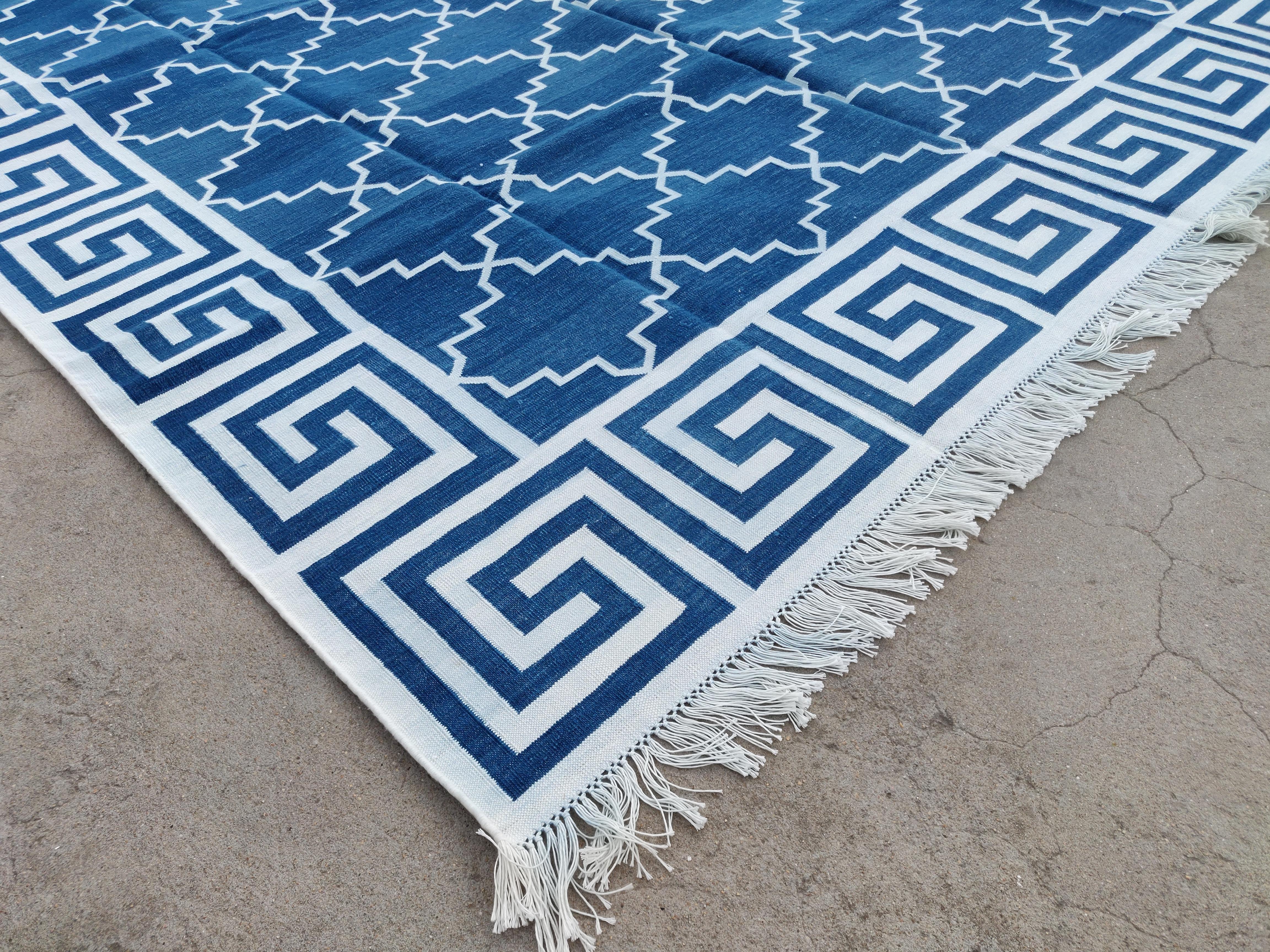 Hand-Woven Handmade Cotton Area Flat Weave Rug, 6x9 Blue And White Geometric Indian Dhurrie For Sale