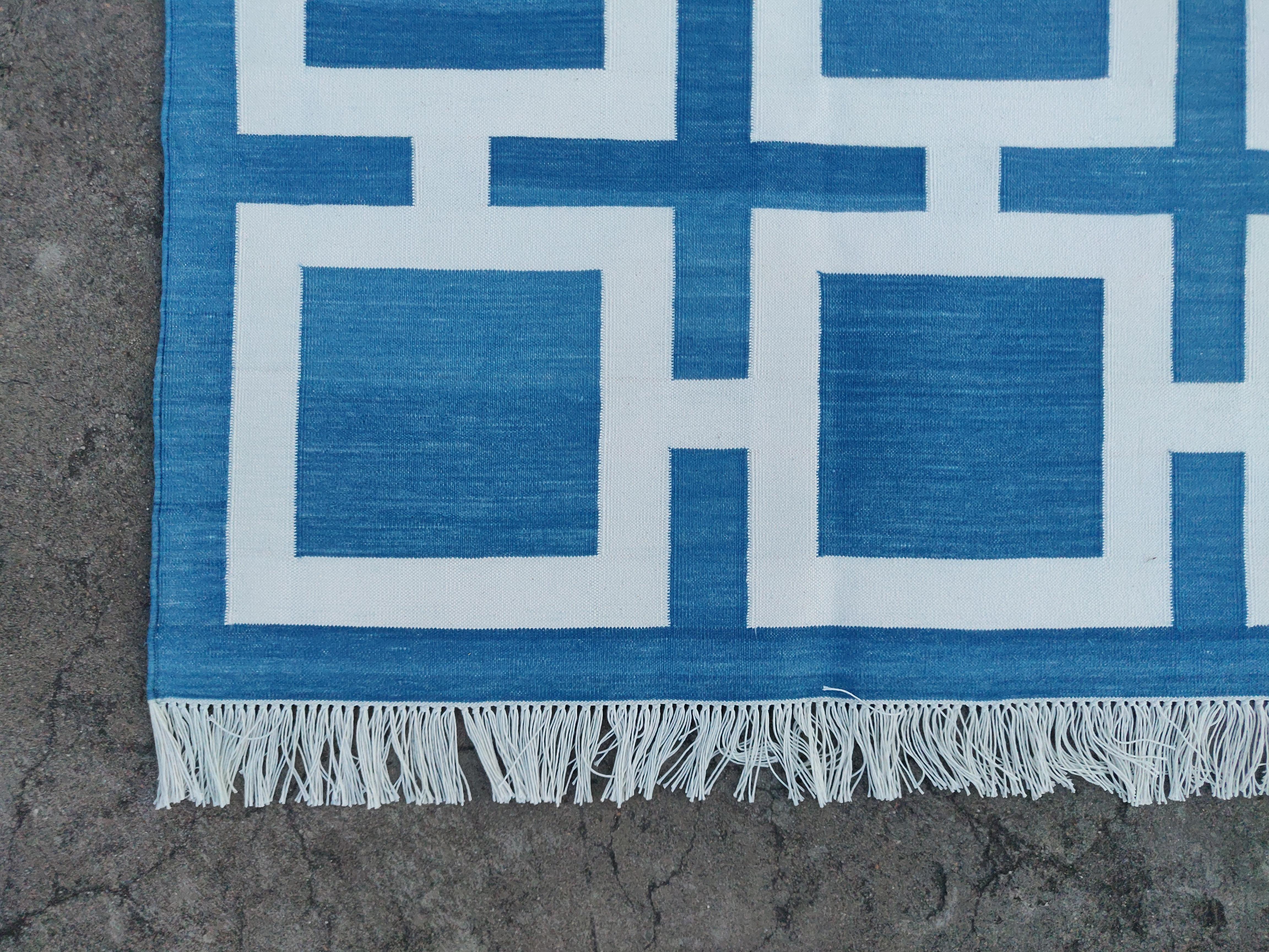 Handmade Cotton Area Flat Weave Rug, 6x9 Blue And White Geometric Indian Dhurrie For Sale 3