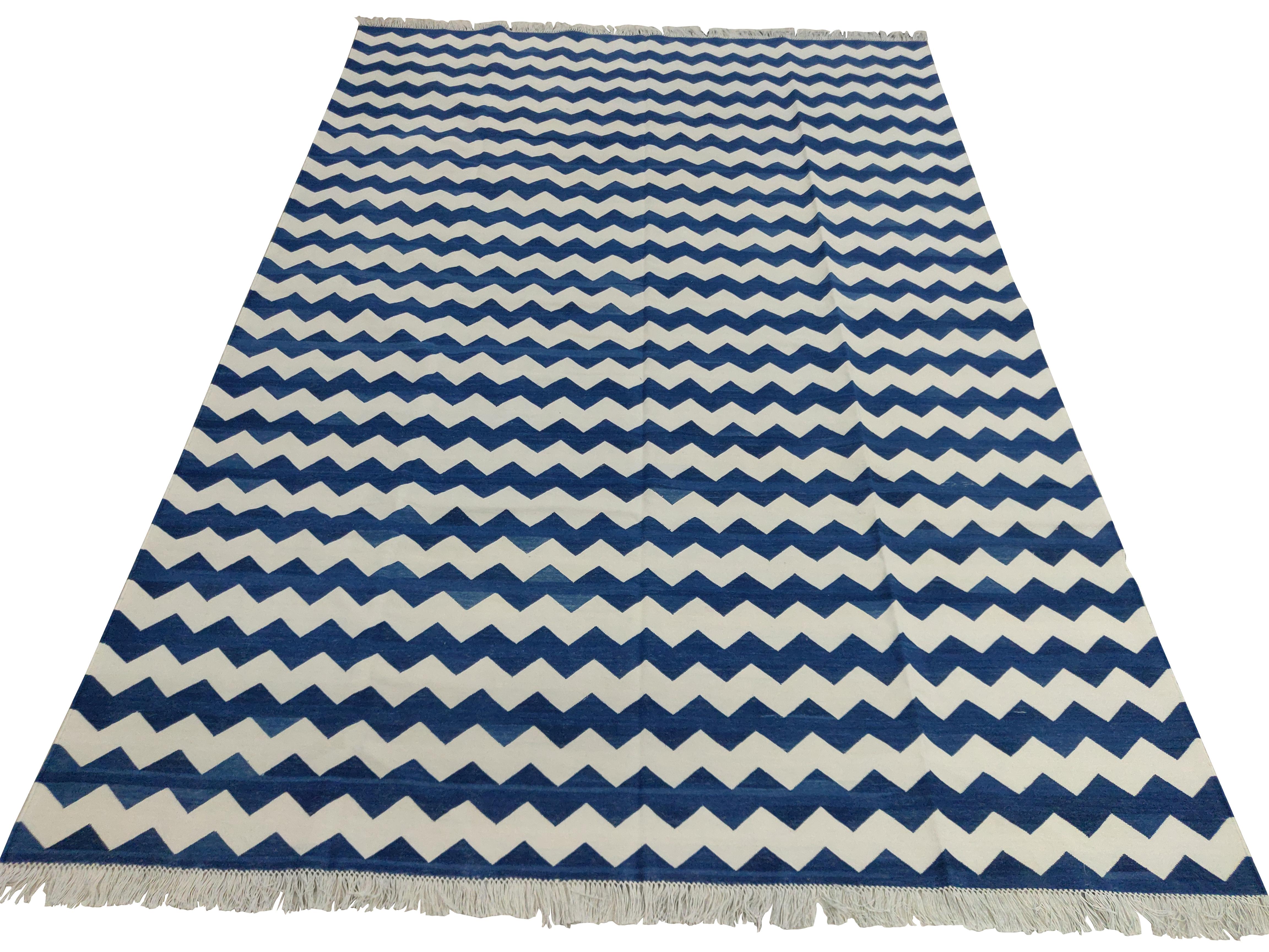 Mid-Century Modern Handmade Cotton Area Flat Weave Rug, 6x9 Blue And White Zig Zag Striped Dhurrie For Sale