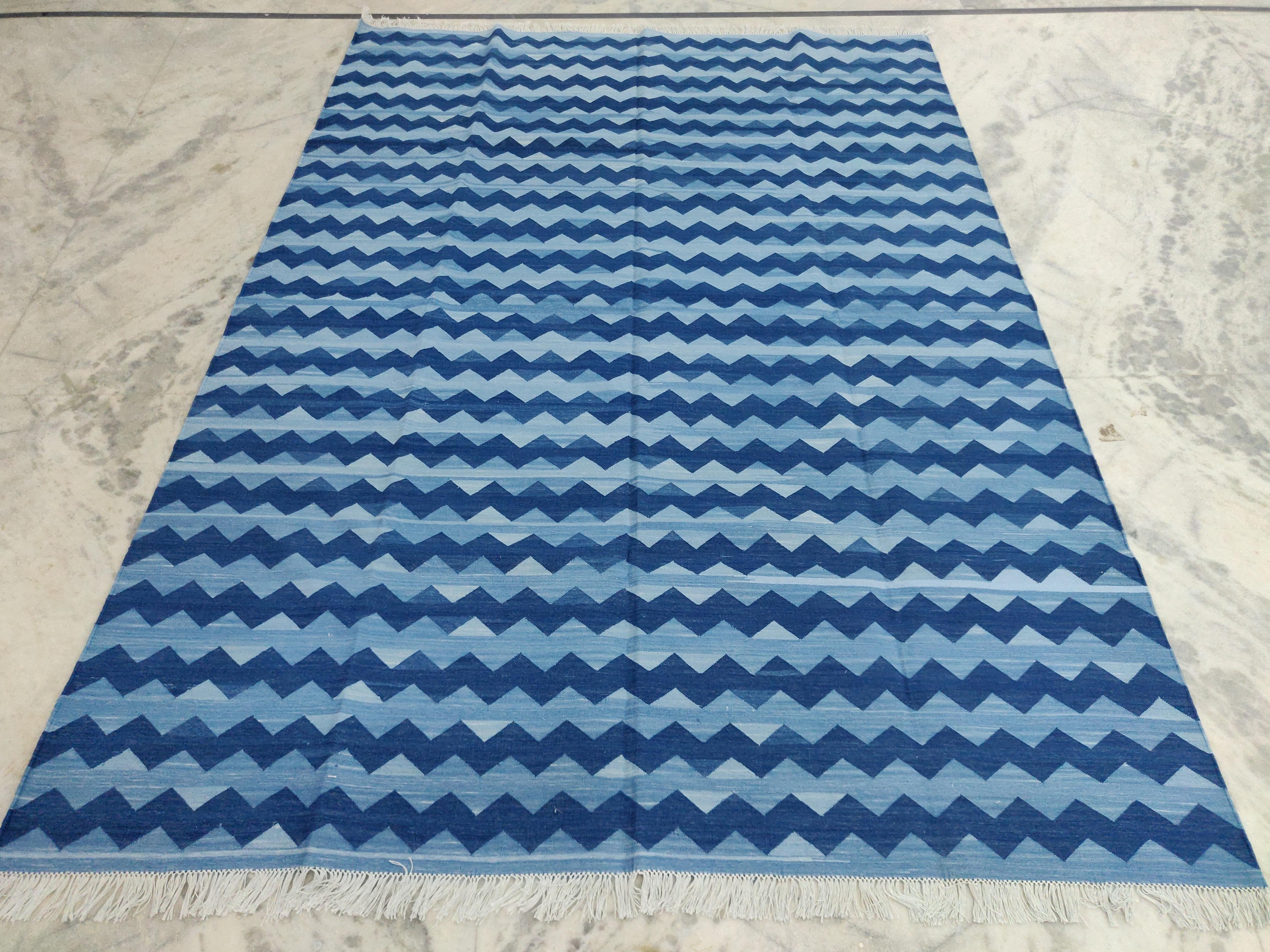 Mid-Century Modern Handmade Cotton Area Flat Weave Rug, 6x9 Blue Zig Zag Striped Indian Dhurrie Rug For Sale