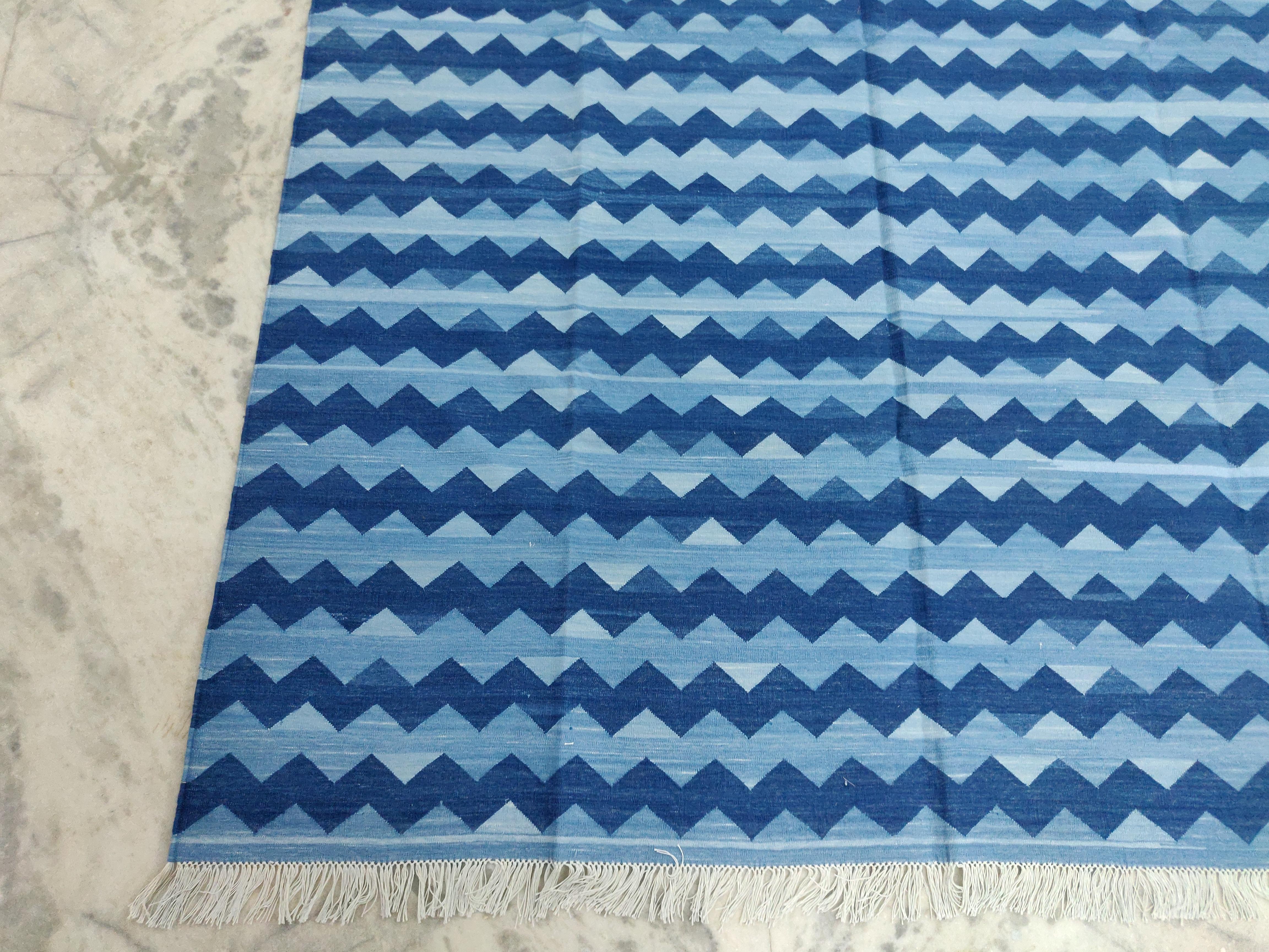 Contemporary Handmade Cotton Area Flat Weave Rug, 6x9 Blue Zig Zag Striped Indian Dhurrie Rug For Sale