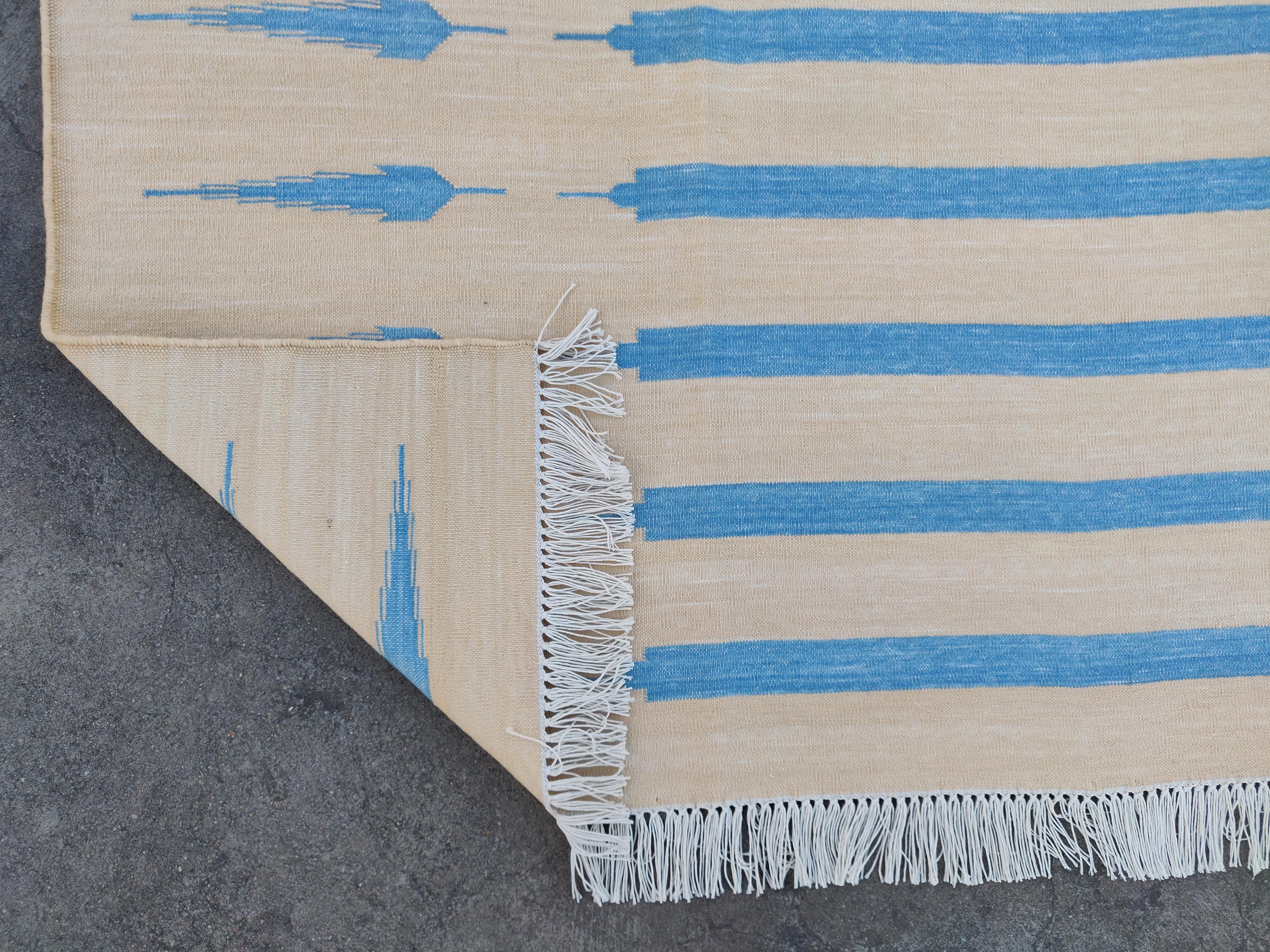 Handmade Cotton Area Flat Weave Rug, 6x9 Cream And Blue Striped Indian Dhurrie For Sale 3