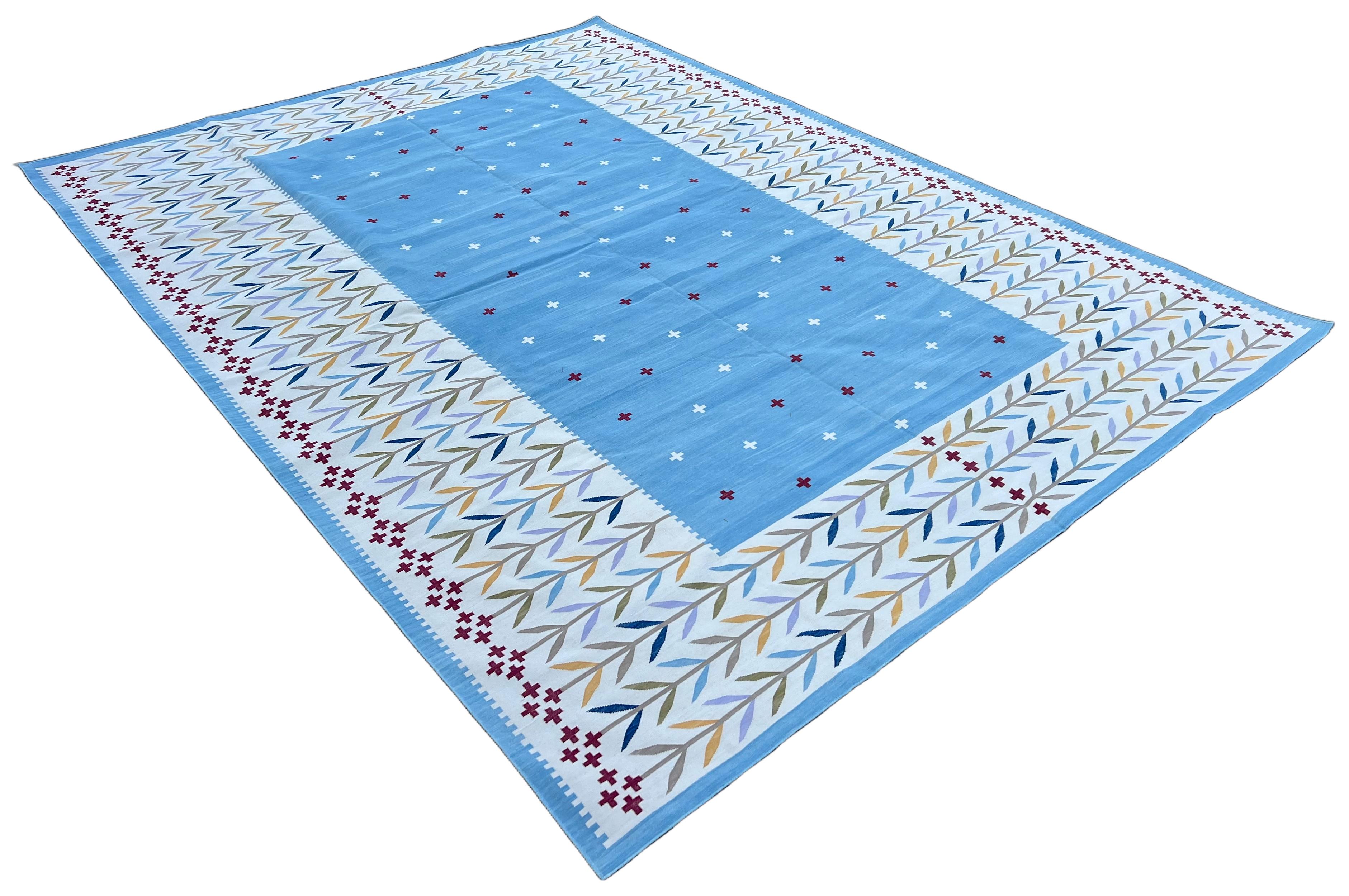 Contemporary Handmade Cotton Area Flat Weave Rug, 6x9 Cream, Blue And Red Leaf Indian Dhurrie For Sale