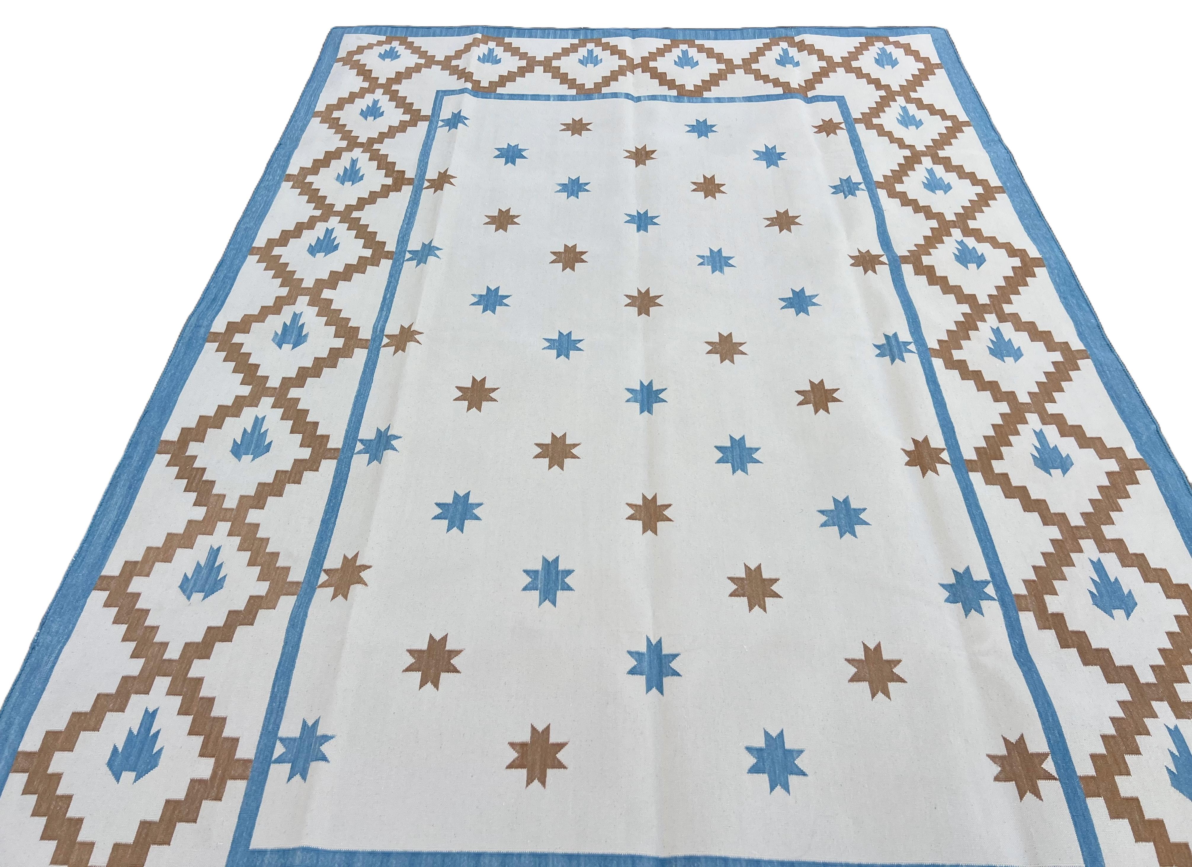 Handmade Cotton Area Flat Weave Rug, 6x9 Cream, Tan, Blue Indian Star Indian Rug For Sale 2