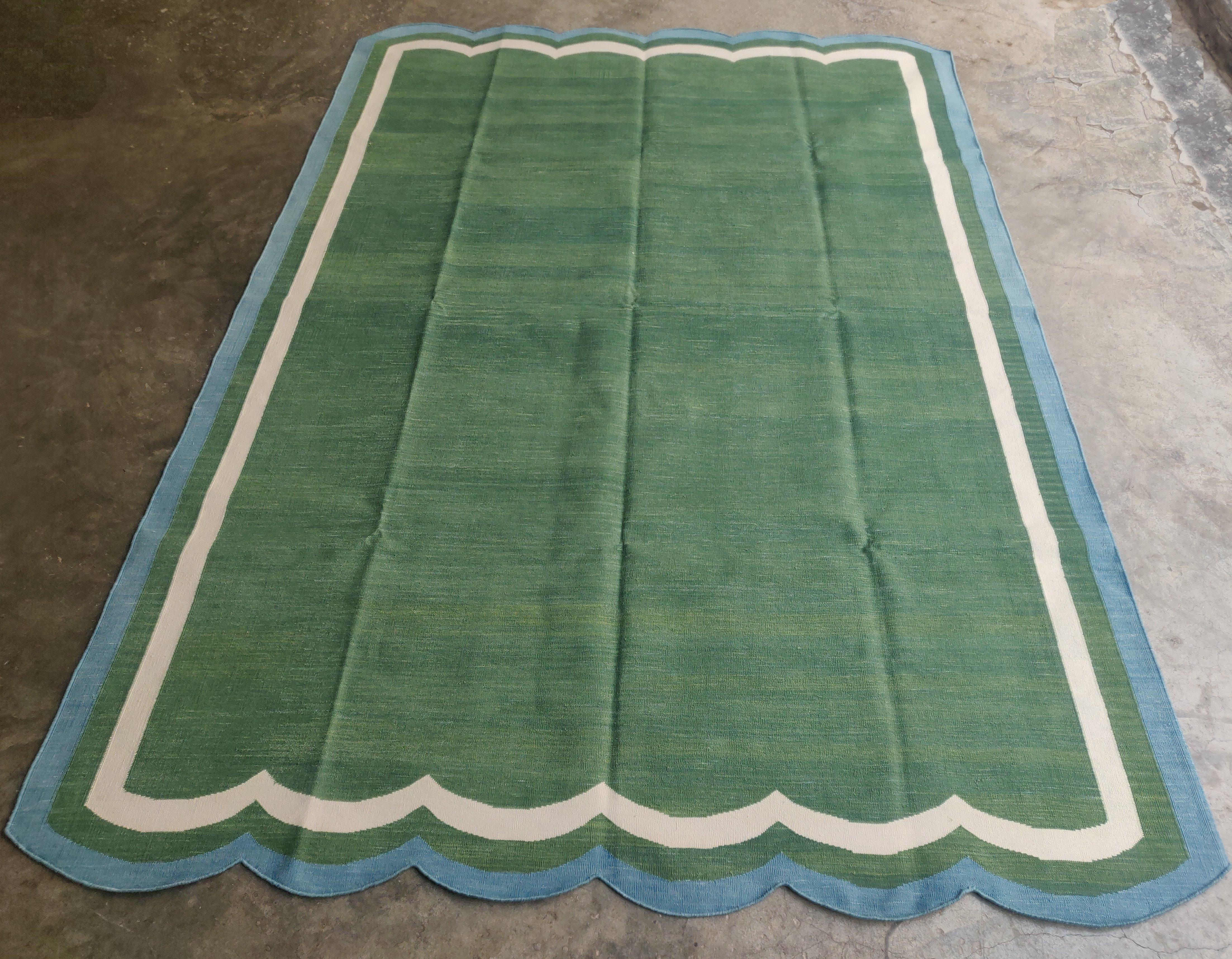 Handmade Cotton Area Flat Weave Rug, 6x9 Green And Blue Scalloped Indian Dhurrie For Sale 3