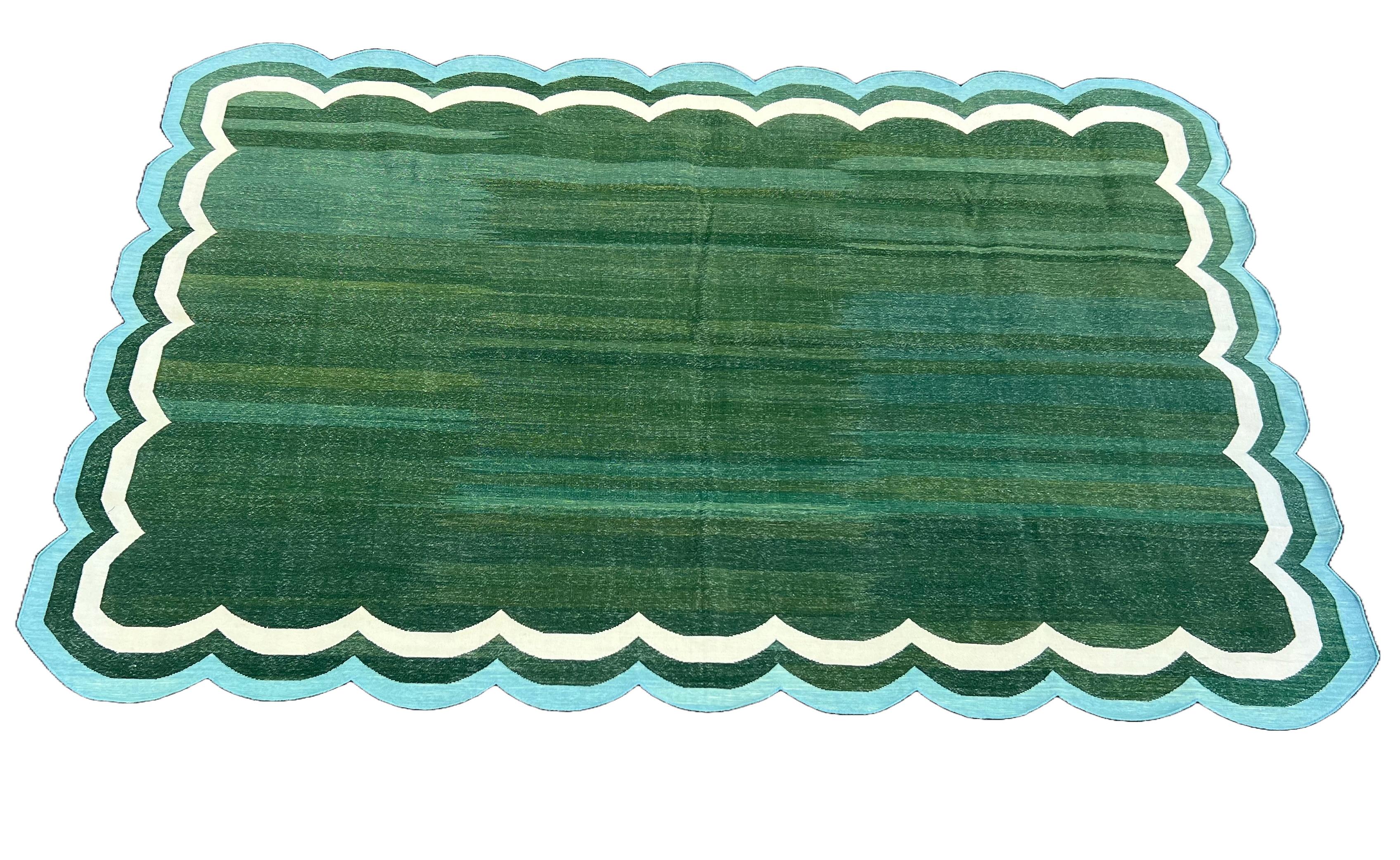 Alfombra de algodón hecha a mano de tejido plano, 6x9 Dhurrie india festoneada verde y azul en Nuevo estado para la venta en Jaipur, IN