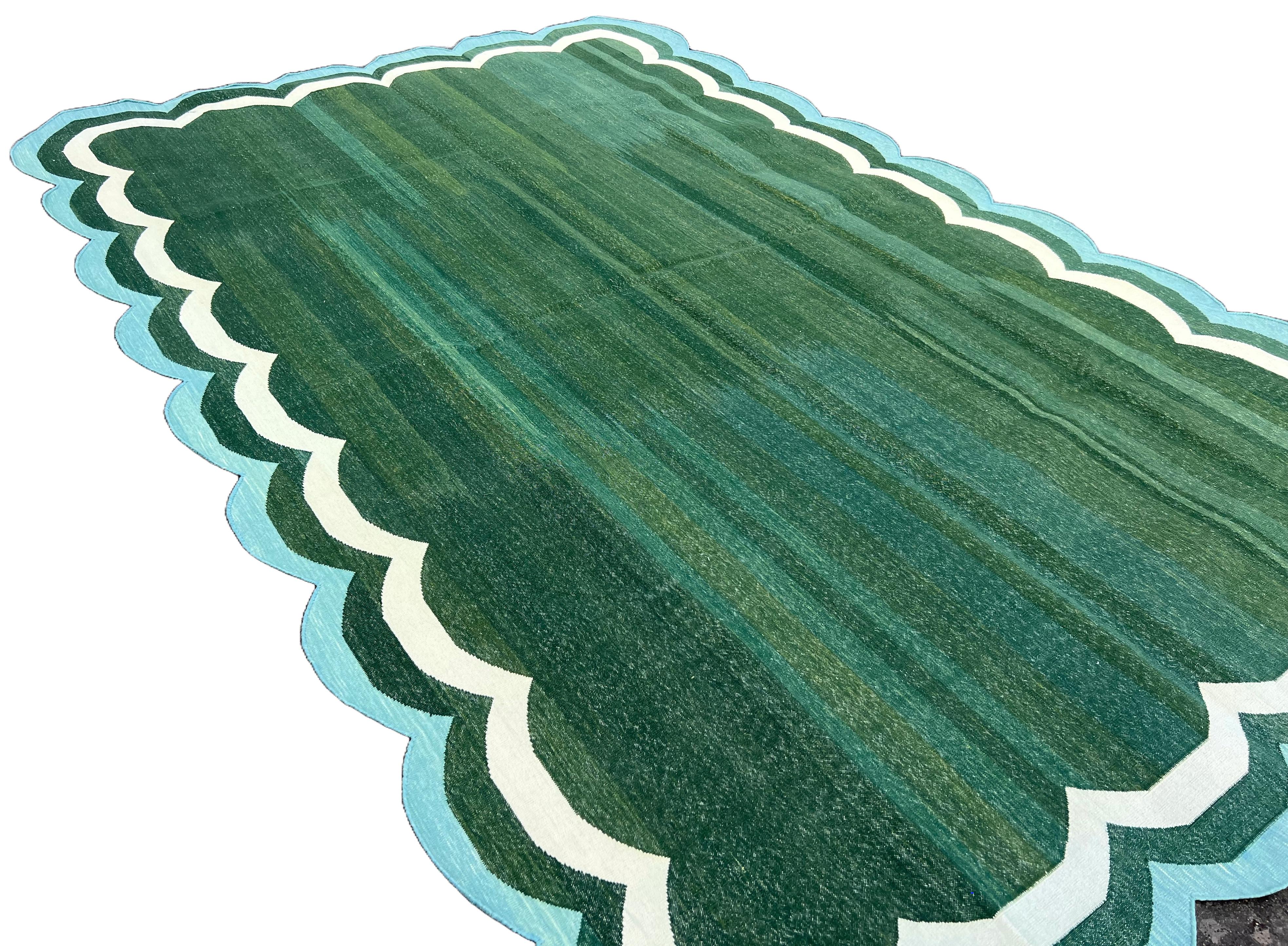 Alfombra de algodón hecha a mano de tejido plano, 6x9 Dhurrie india festoneada verde y azul Algodón en venta