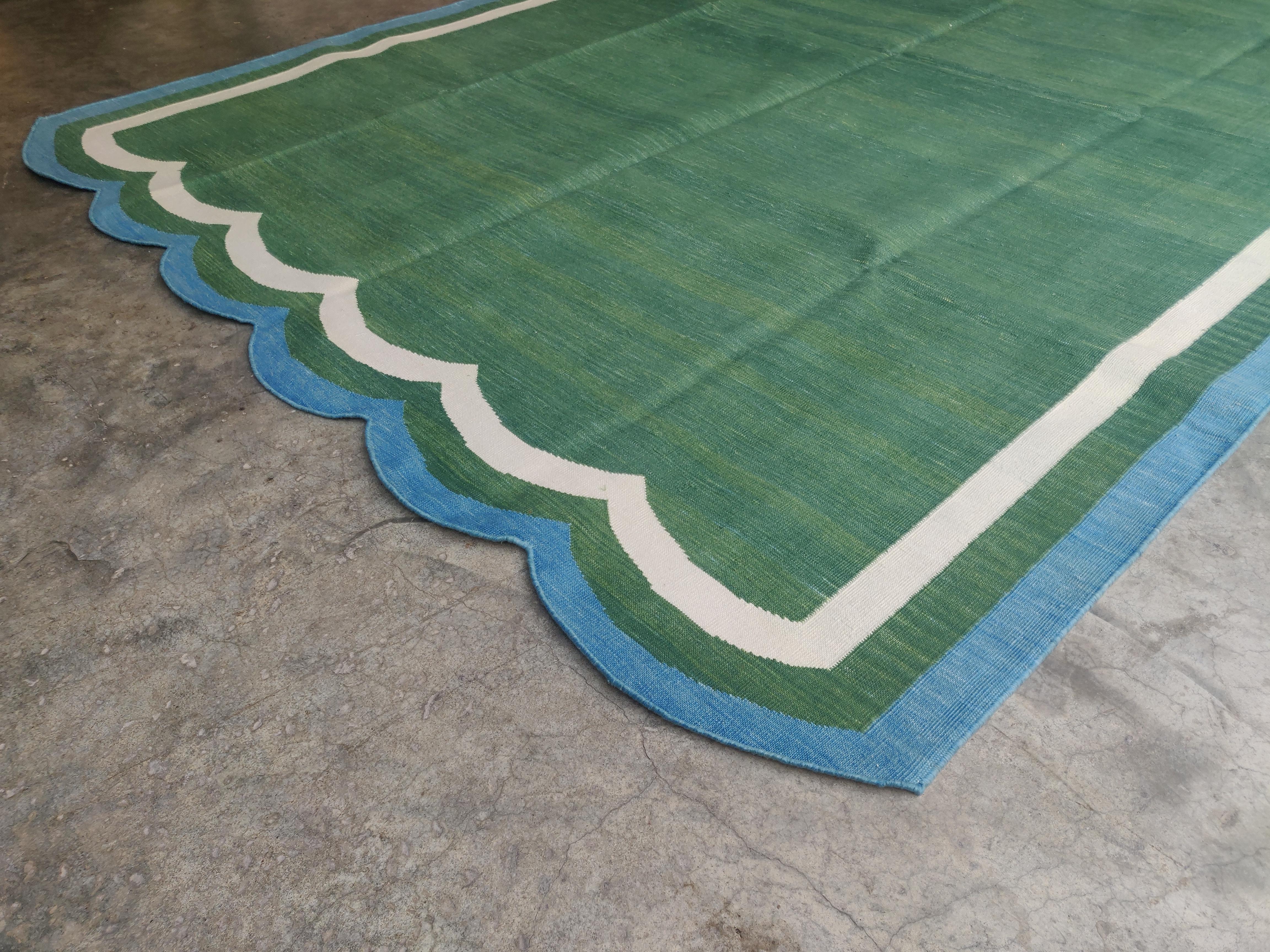 Handmade Cotton Area Flat Weave Rug, 6x9 Green And Blue Scalloped Indian Dhurrie For Sale 2
