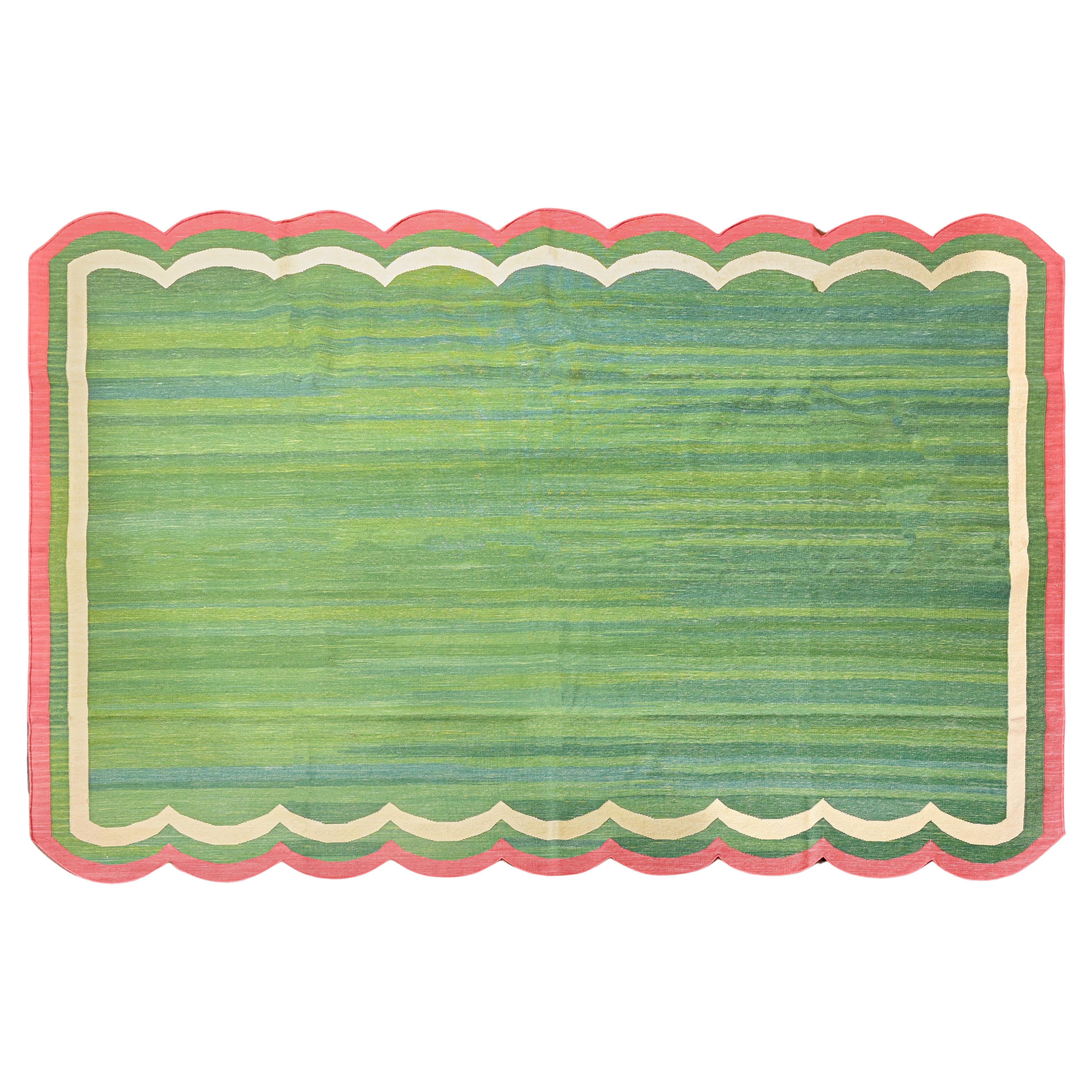Handgefertigter flacher Baumwollteppich mit Flachgewebe, 6x9 Grüner und rosafarbener Wellenschliff-Kelim Dhurrie