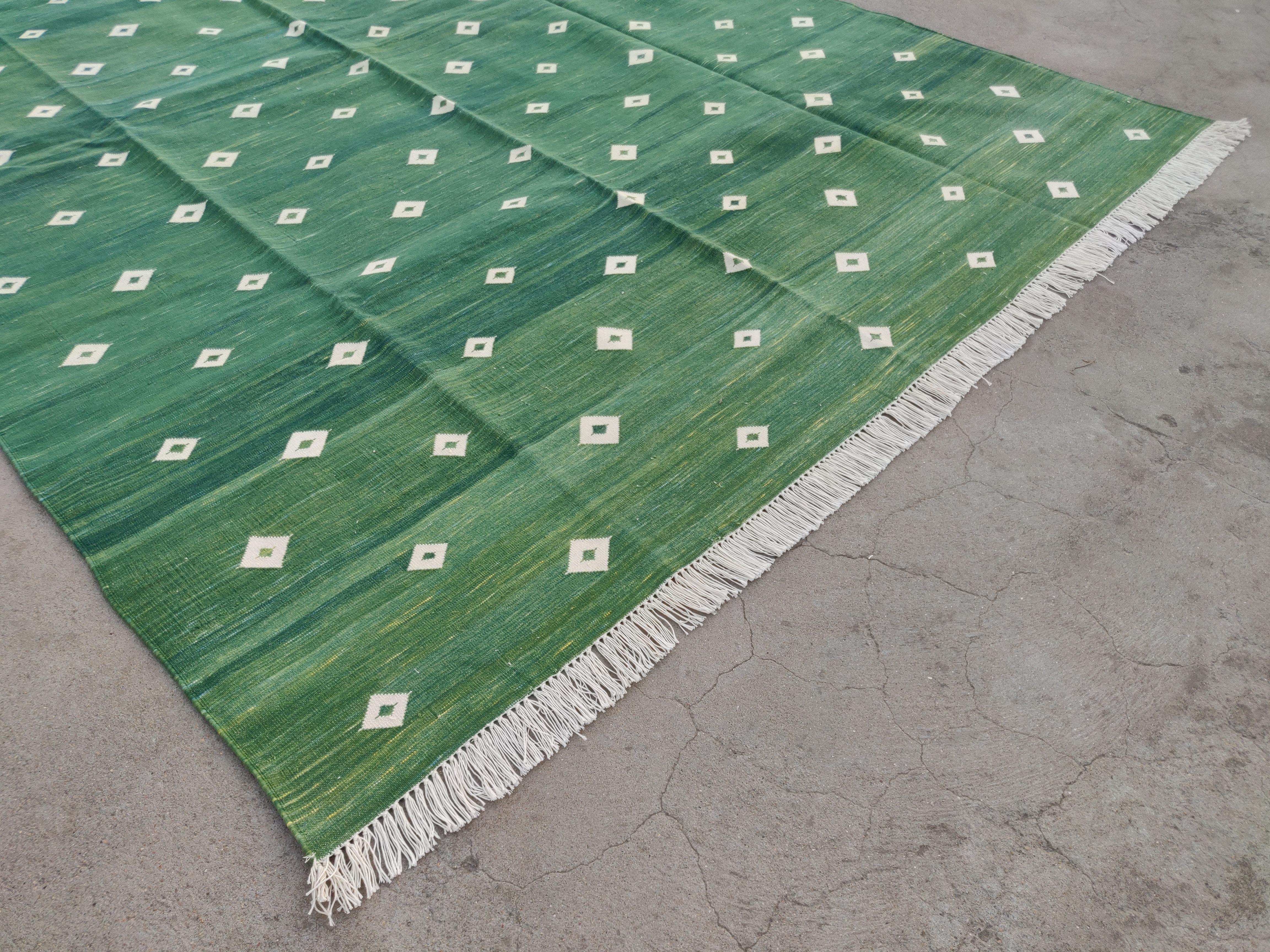 Mid-Century Modern Handmade Cotton Area Flat Weave Rug, 6x9 Green And White Diamond Indian Dhurrie For Sale