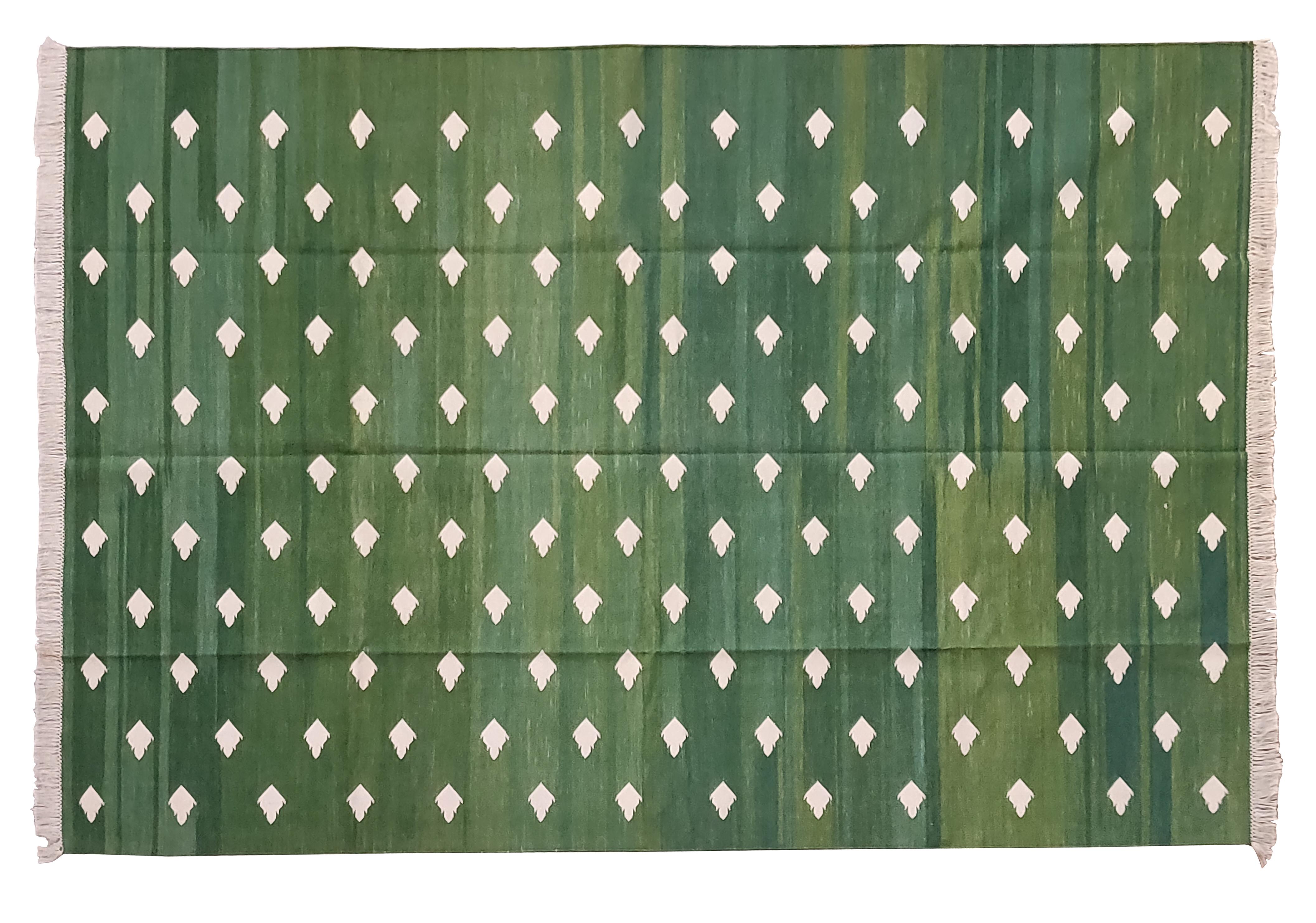 Contemporary Handmade Cotton Area Flat Weave Rug, 6x9 Green And White Leaf Indian Dhurrie Rug For Sale