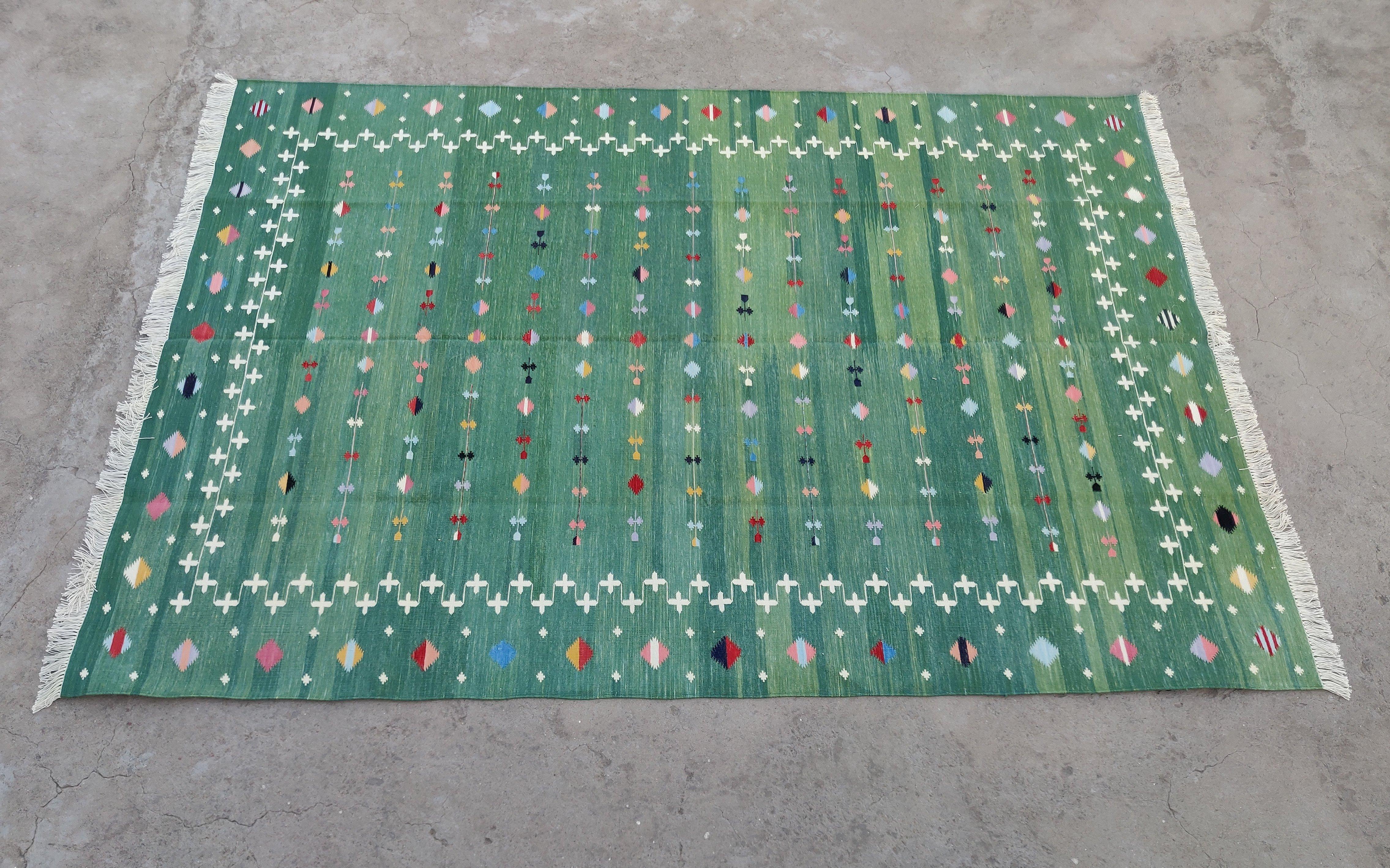 Handmade Cotton Area Flat Weave Rug, 6x9 Green Shooting Star Indian Dhurrie Rug For Sale 4