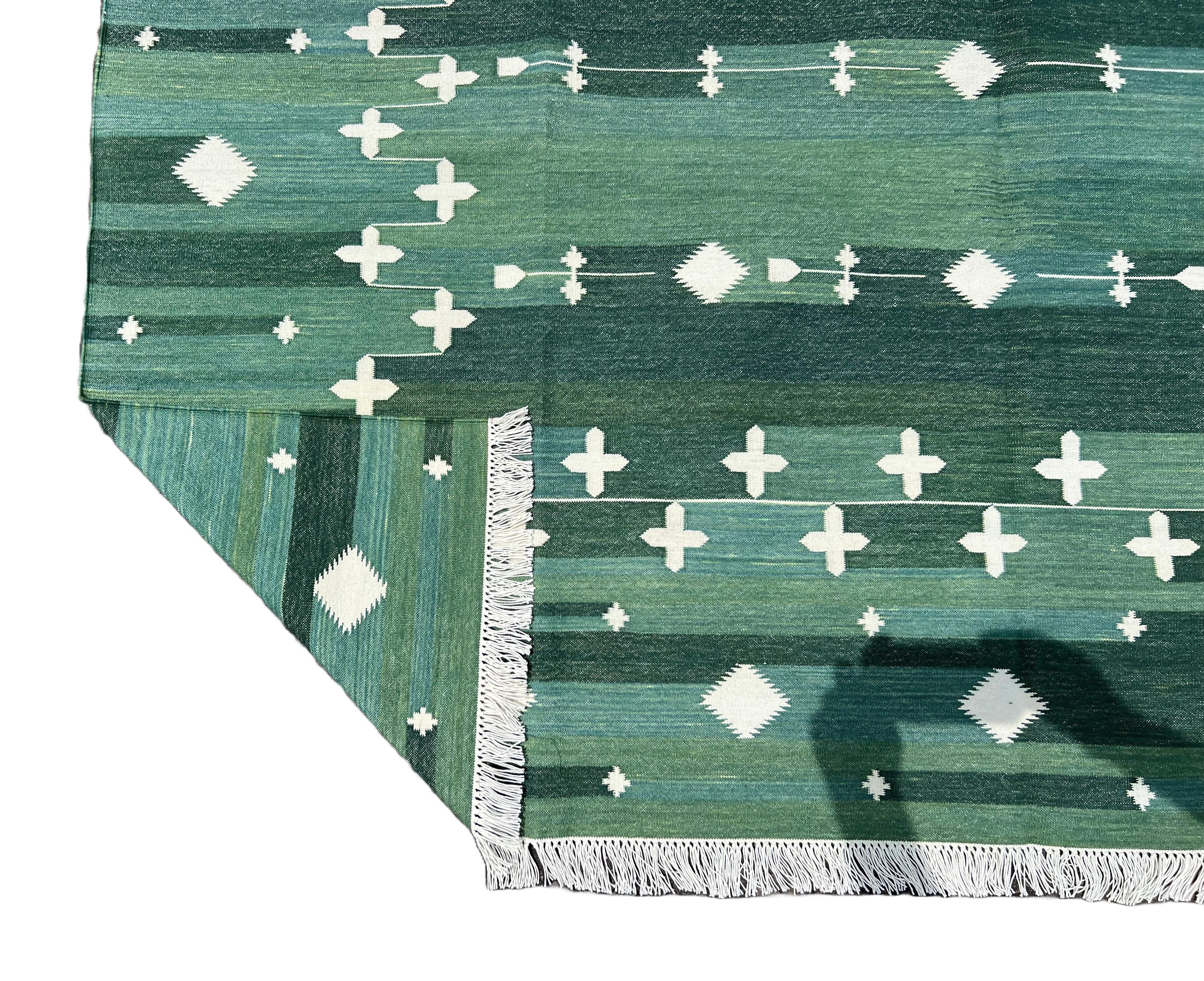 Tapis Dhurrie indien à tissage plat fait à la main, 6 x 9, vert étoile de chasse en vente 2