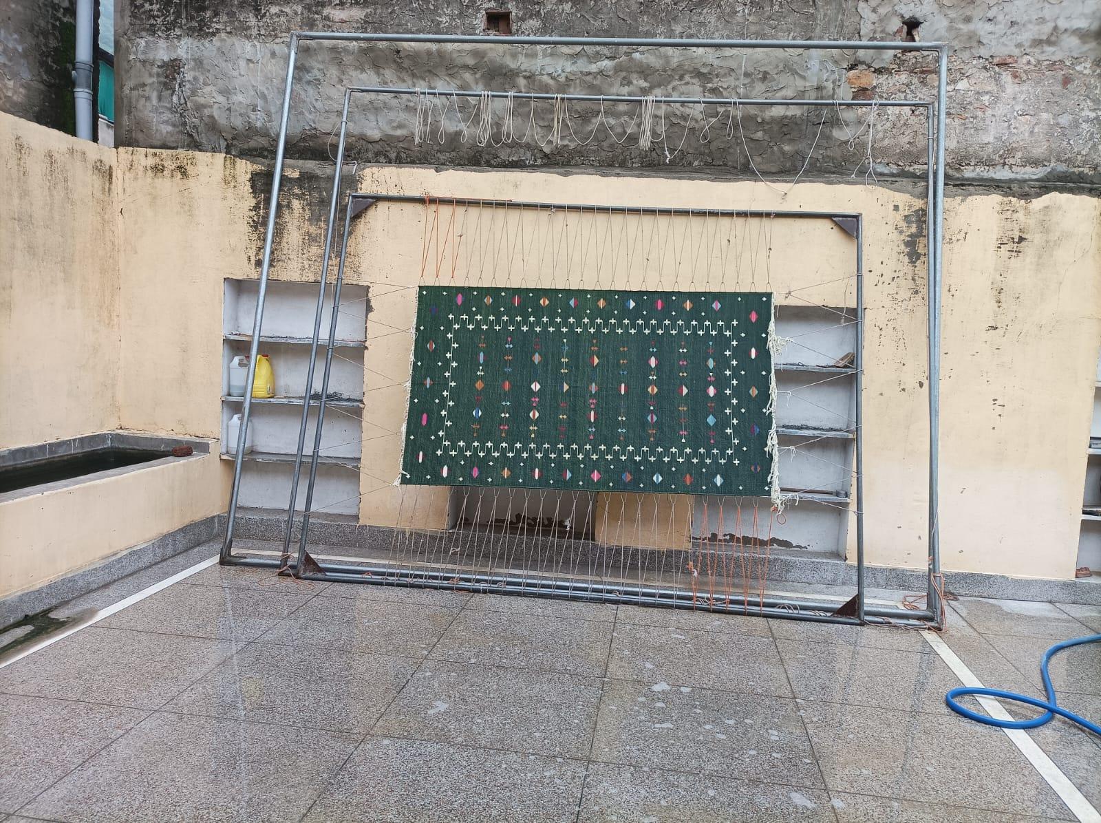 Alfombra de algodón hecha a mano de tejido plano, 6x9 Verde Estrella fugaz Alfombra india Dhurrie en venta 4