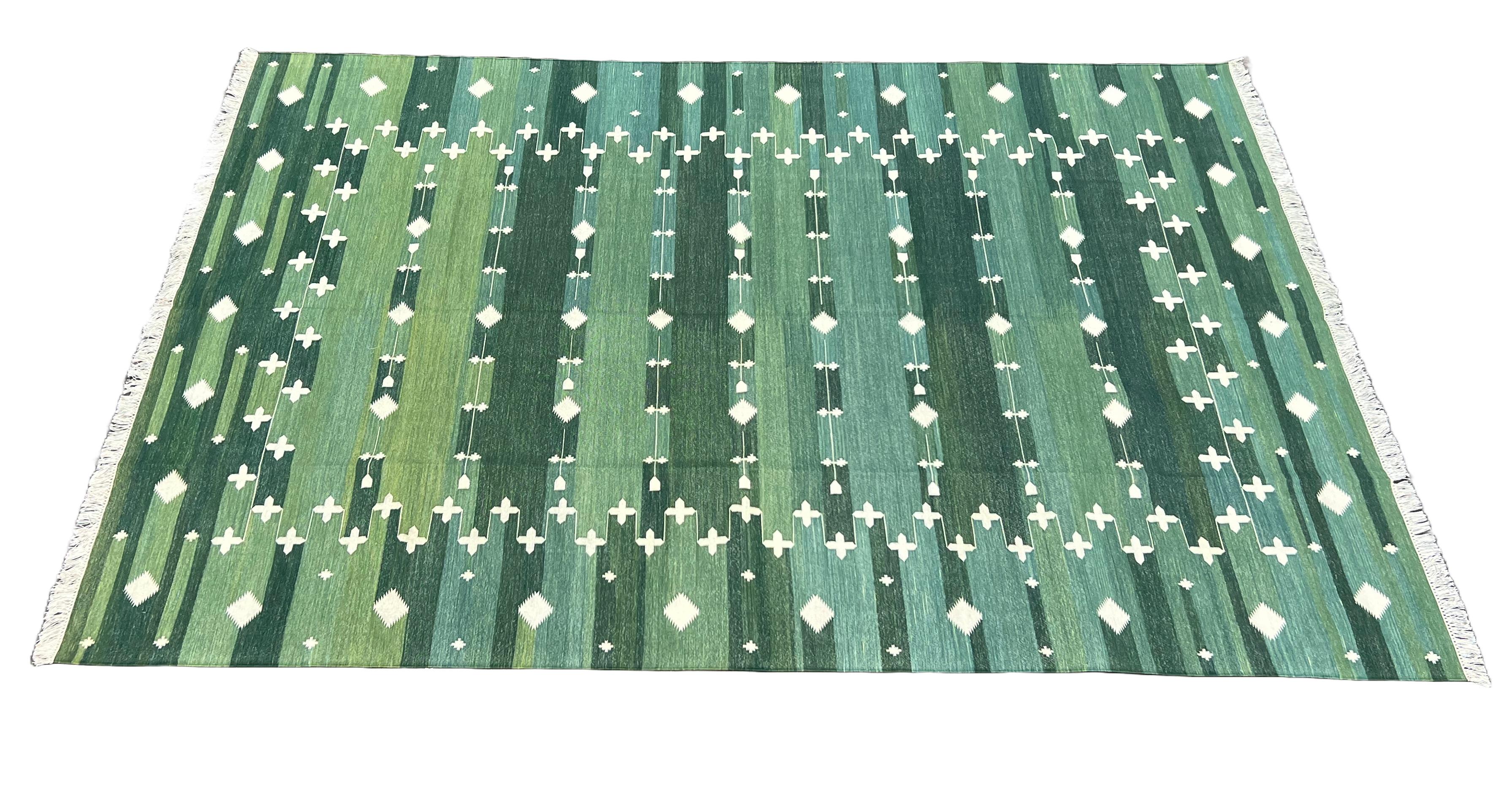 Mid-Century Modern Tapis Dhurrie indien à tissage plat fait à la main, 6 x 9, vert étoile de chasse en vente