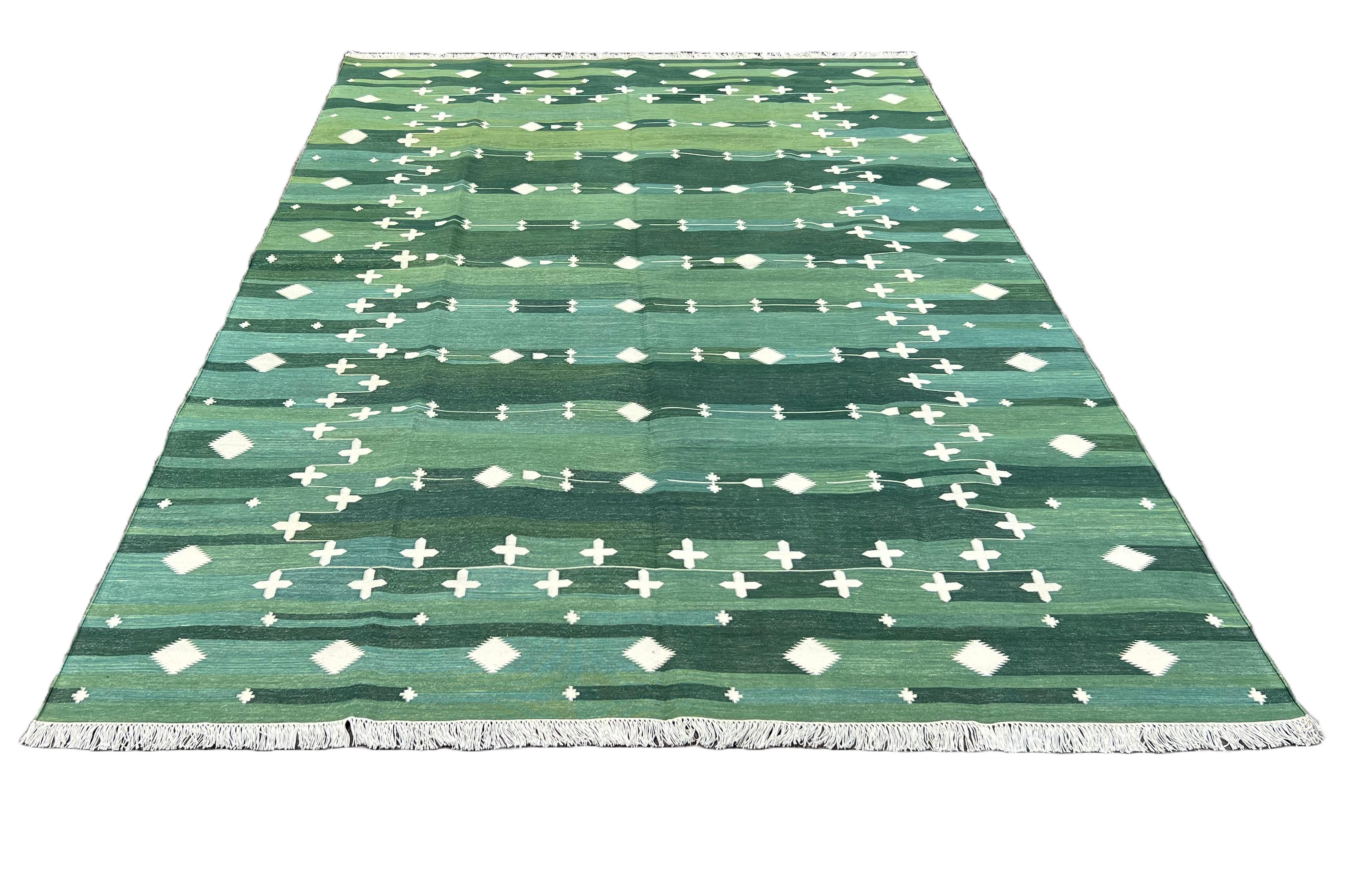 XXIe siècle et contemporain Tapis Dhurrie indien à tissage plat fait à la main, 6 x 9, vert étoile de chasse en vente