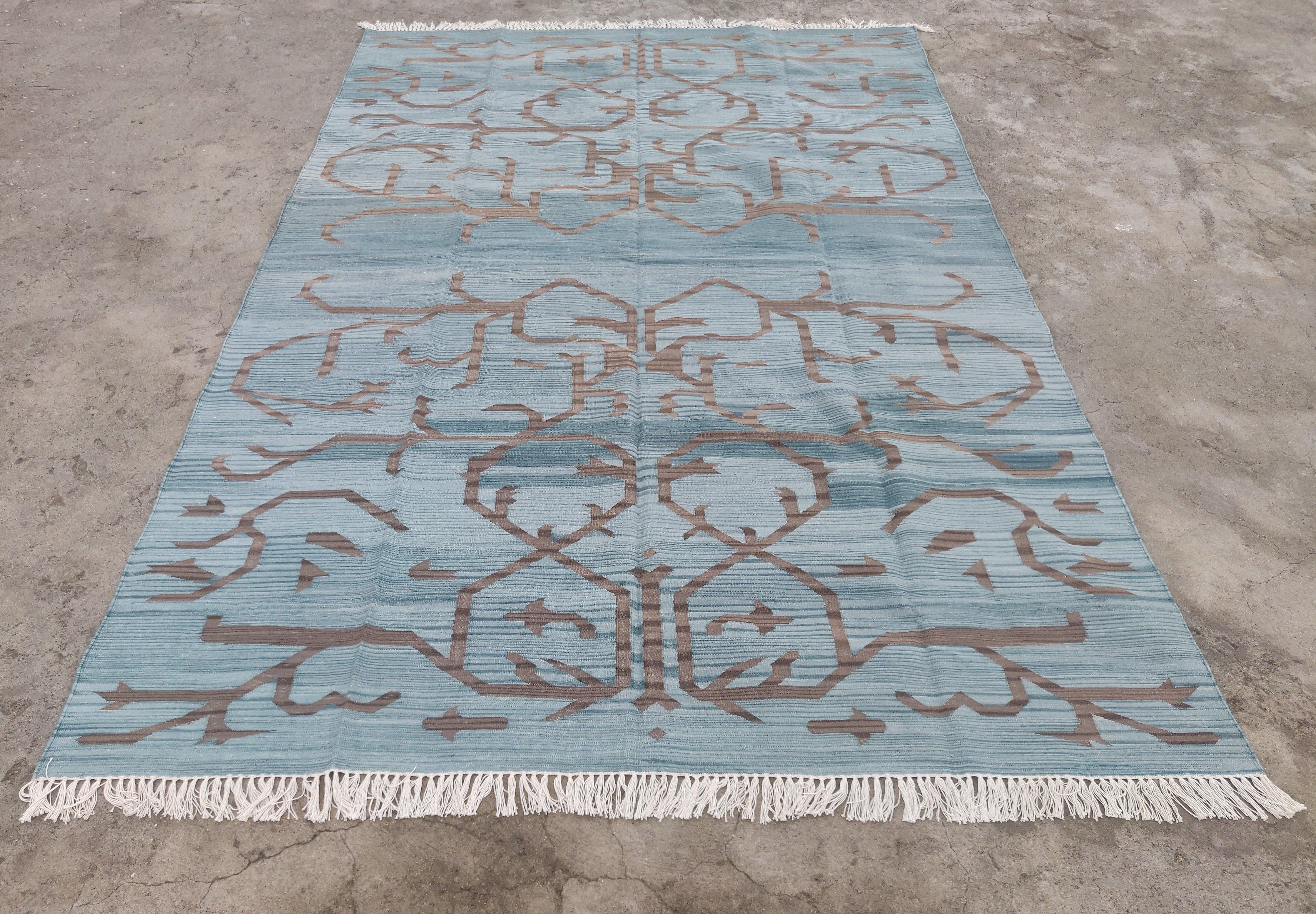 Tappeto a tessitura piatta in cotone fatto a mano, 6x9 Grigio e Marrone Albero Indiano Dhurrie In condizioni Nuovo in vendita a Jaipur, IN