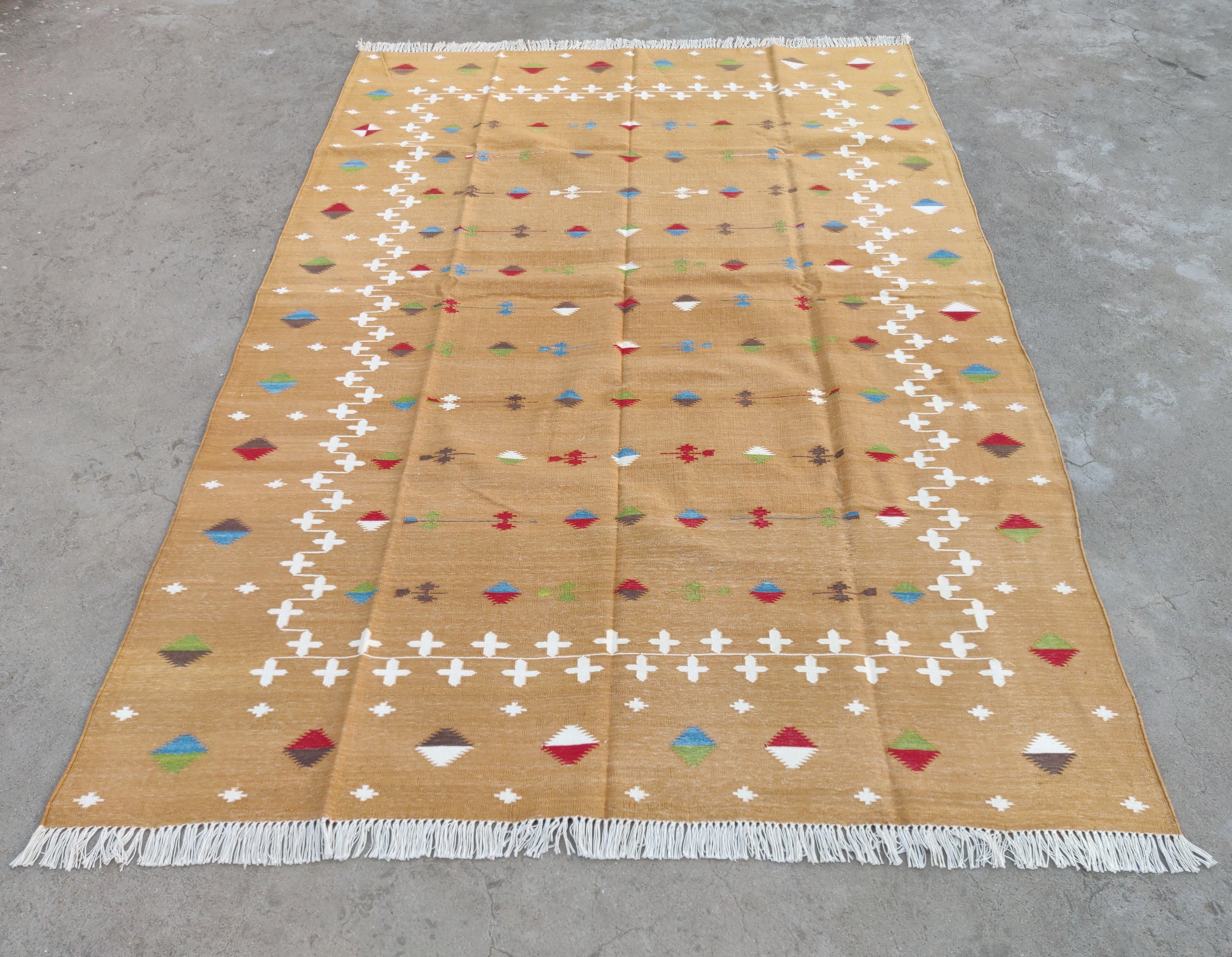 Hand-Woven Handmade Cotton Area Flat Weave Rug, 6x9 Mustard And White Shooting Star Dhurrie For Sale
