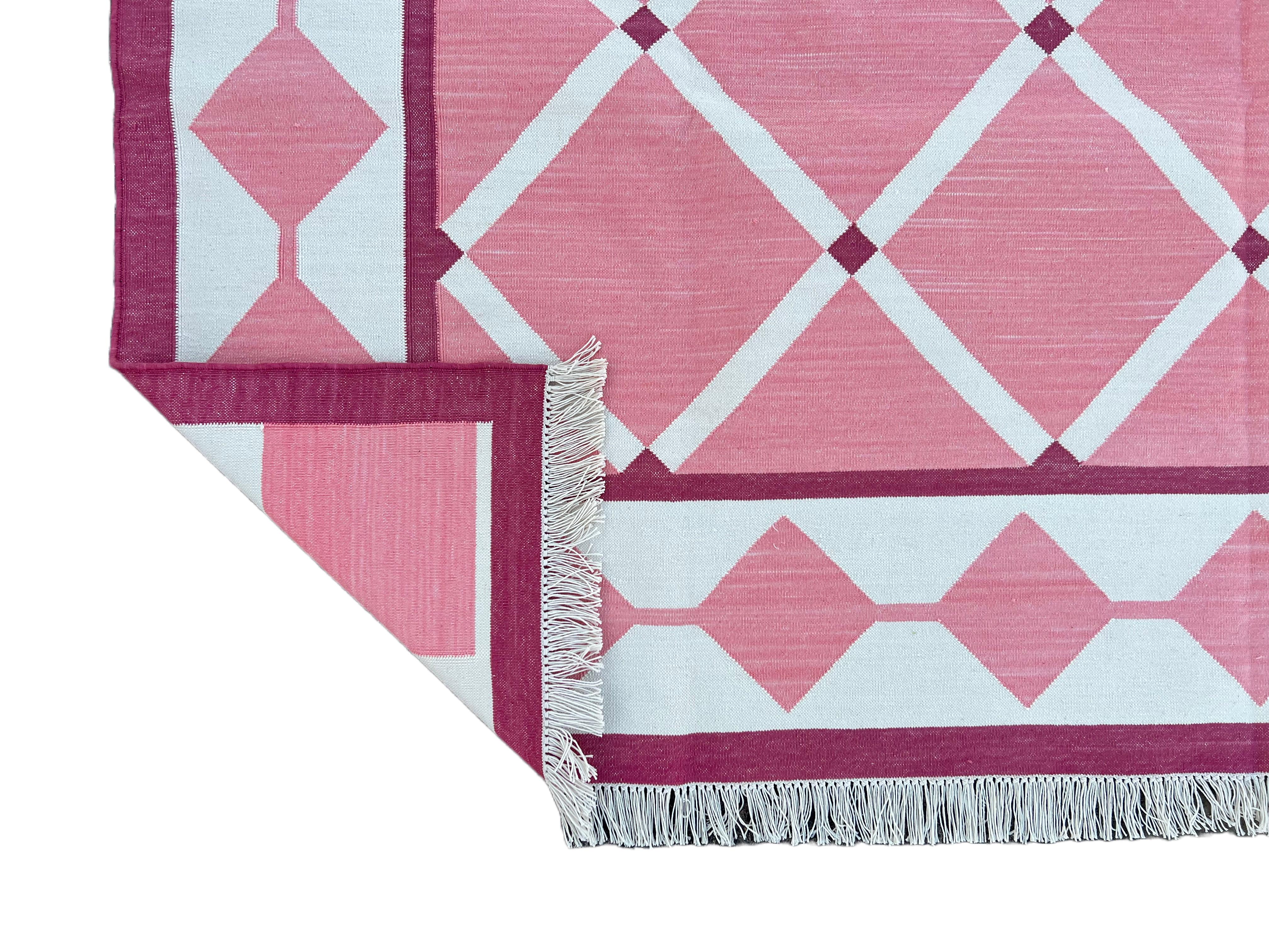 Handmade Cotton Area Flat Weave Rug, 6x9 Pink And White Geometric Indian Dhurrie For Sale 2