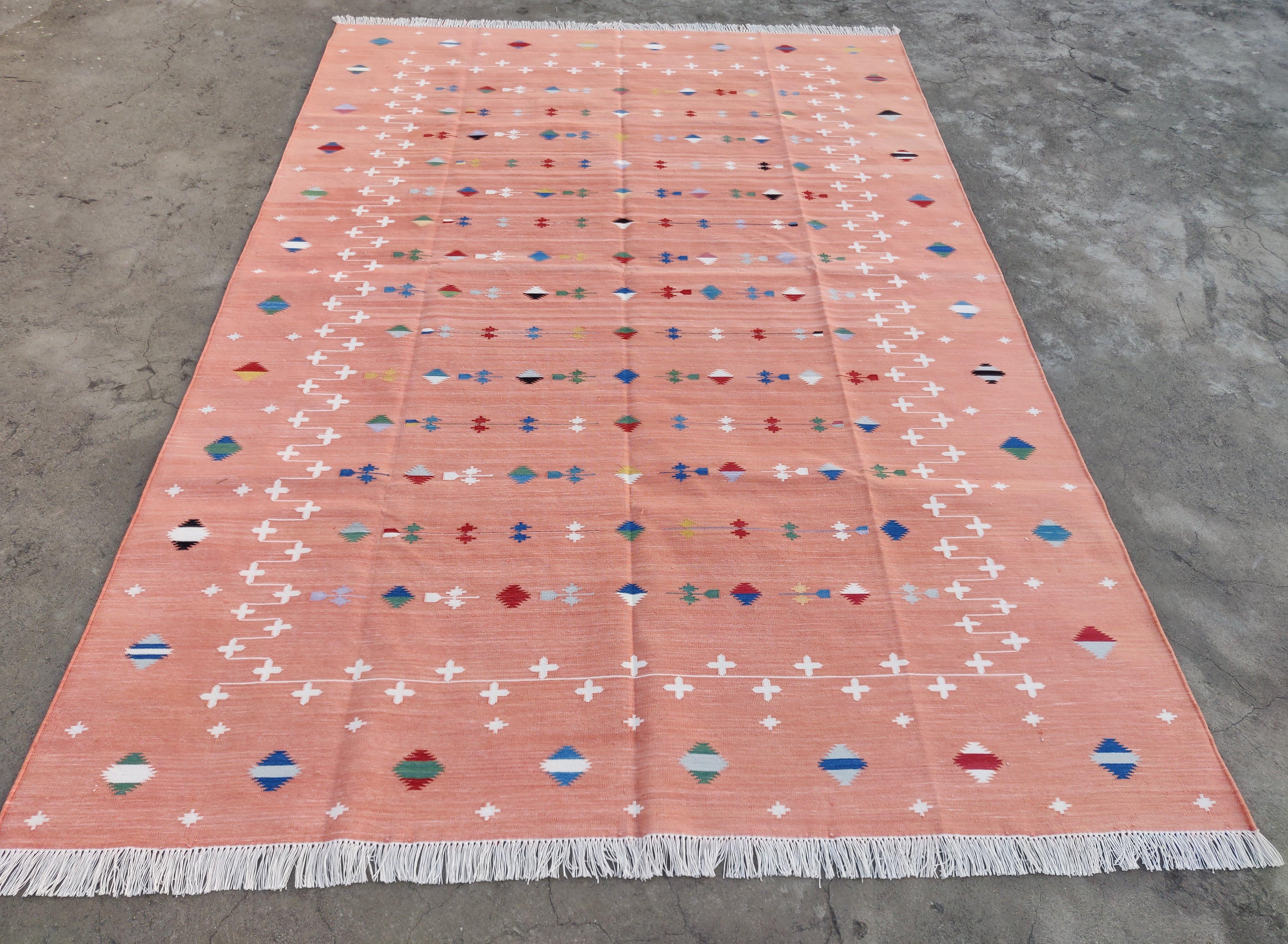 Handmade Cotton Area Flat Weave Rug, 6x9 Pink And White Shooting Star Dhurrie In New Condition For Sale In Jaipur, IN