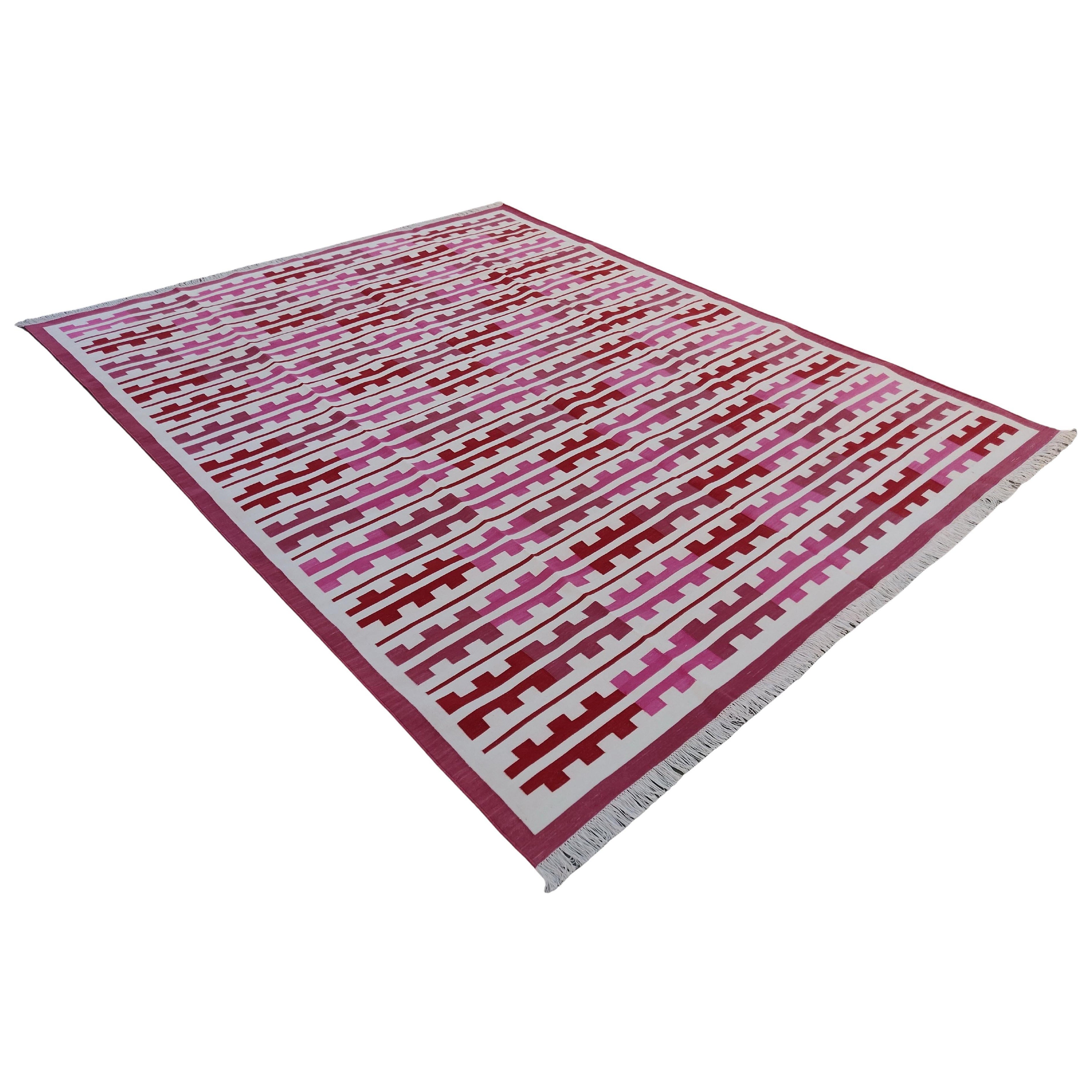 Tappeto a tessitura piatta in cotone fatto a mano, 6x9 Marianne rosso e bianco a righe Dhurrie