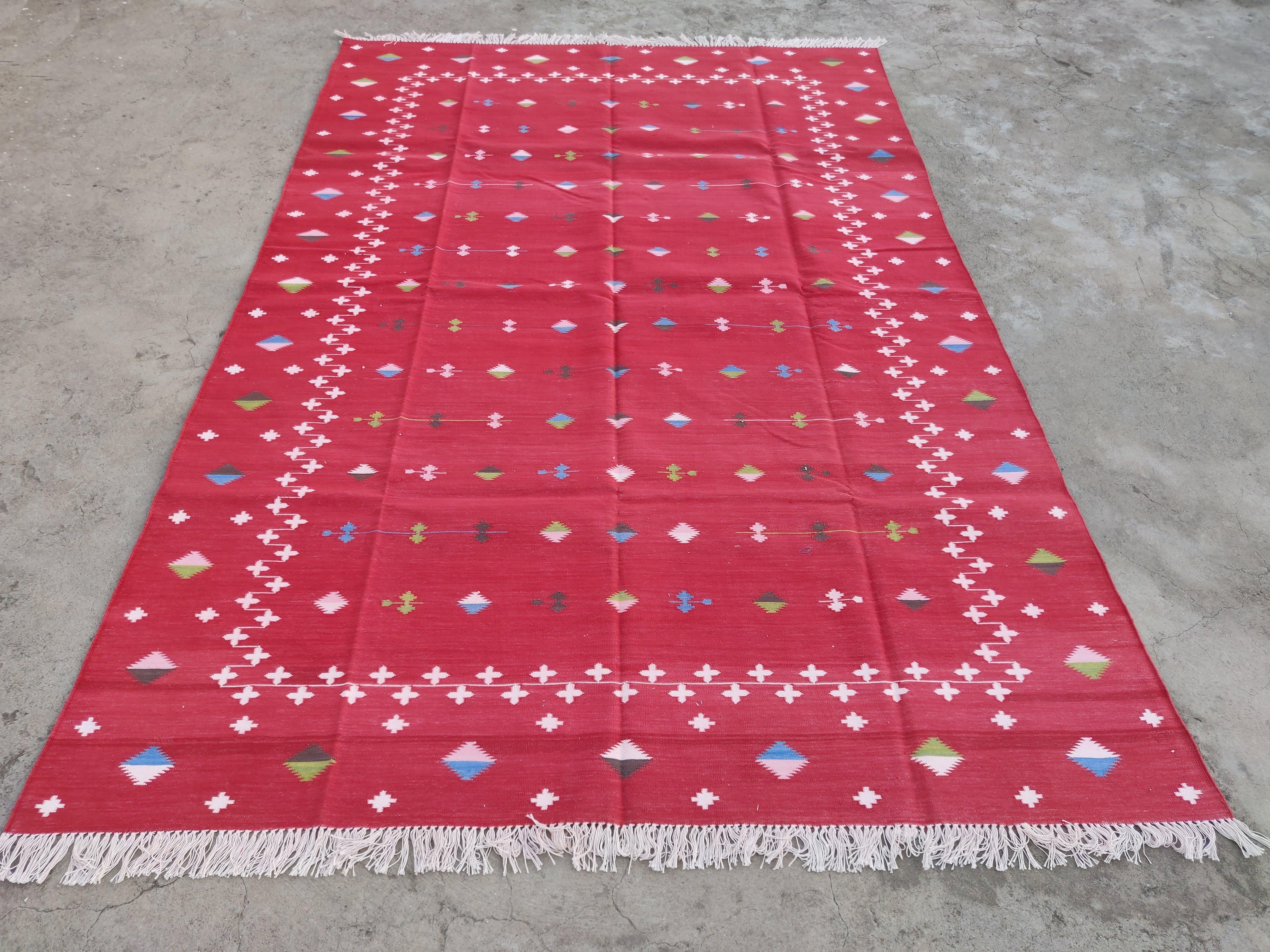 Tessuto a mano Tappeto a tessitura piatta in cotone fatto a mano, 6x9 Stella cadente rossa e bianca Dhurrie in vendita