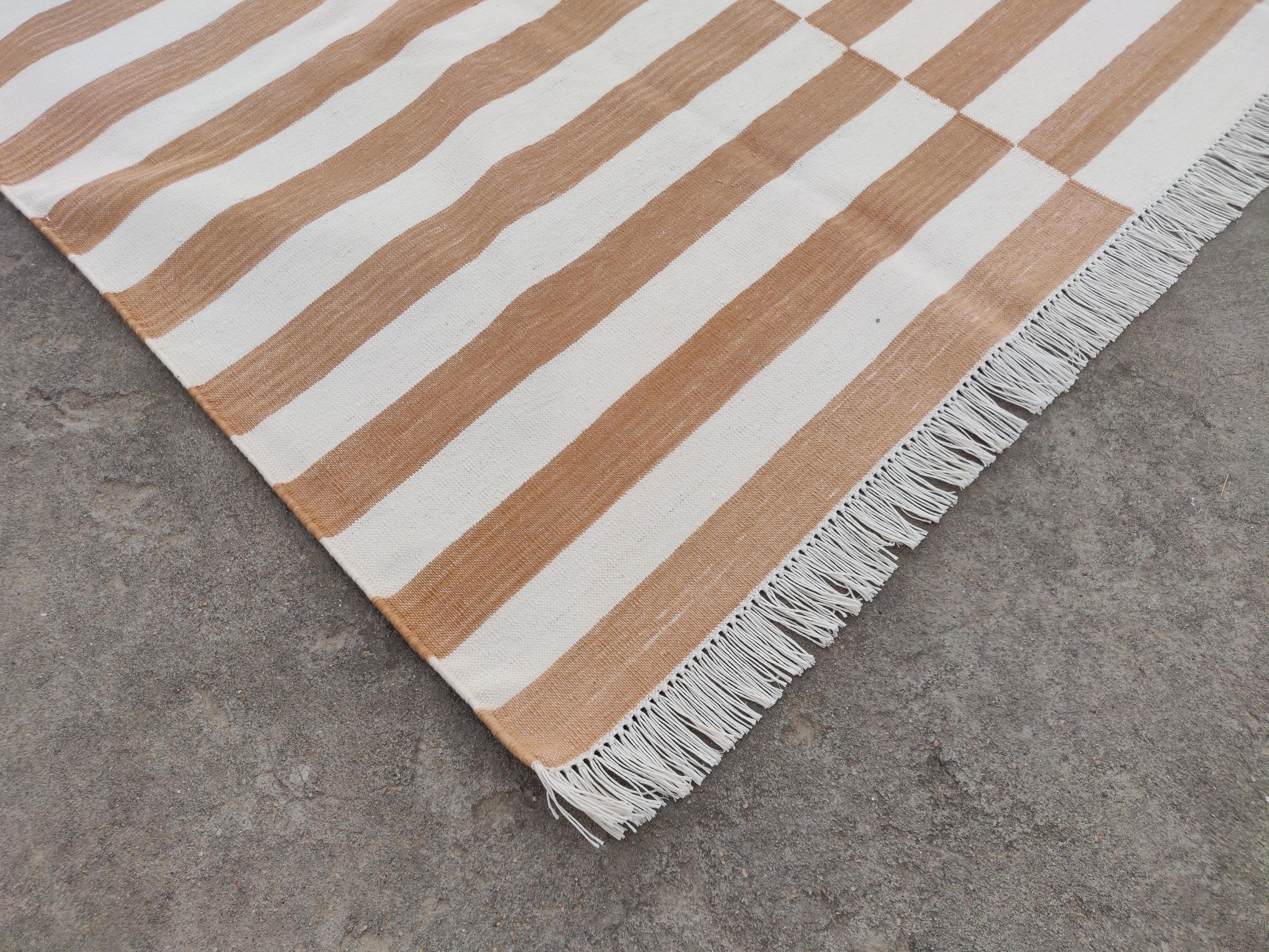 Mid-Century Modern Handmade Cotton Area Flat Weave Rug, 6x9 Tan And White Striped Indian Dhurrie For Sale
