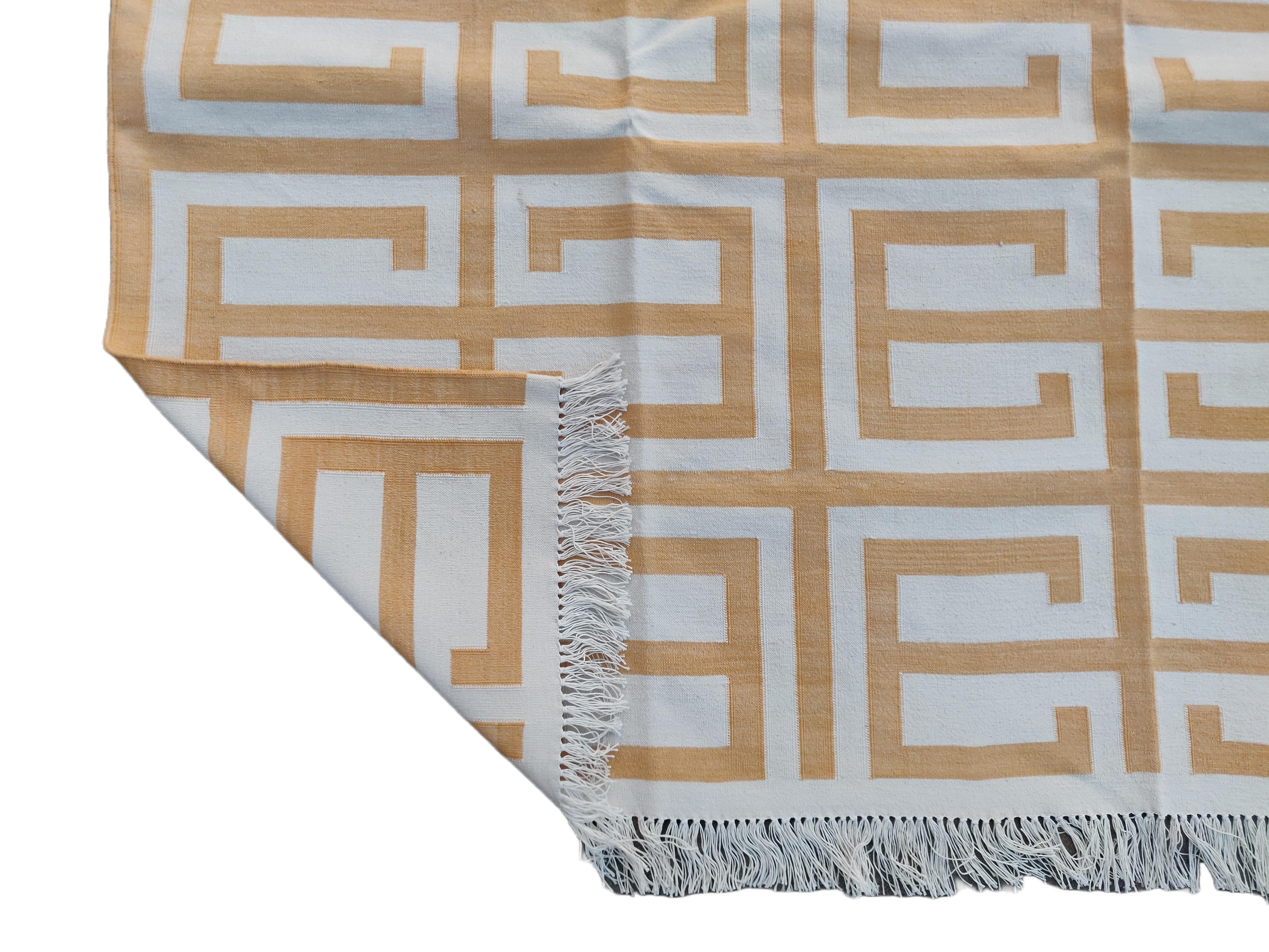 Handmade Cotton Area Flat Weave Rug, 6x9 Yellow, White Geometric Indian Dhurrie For Sale 3