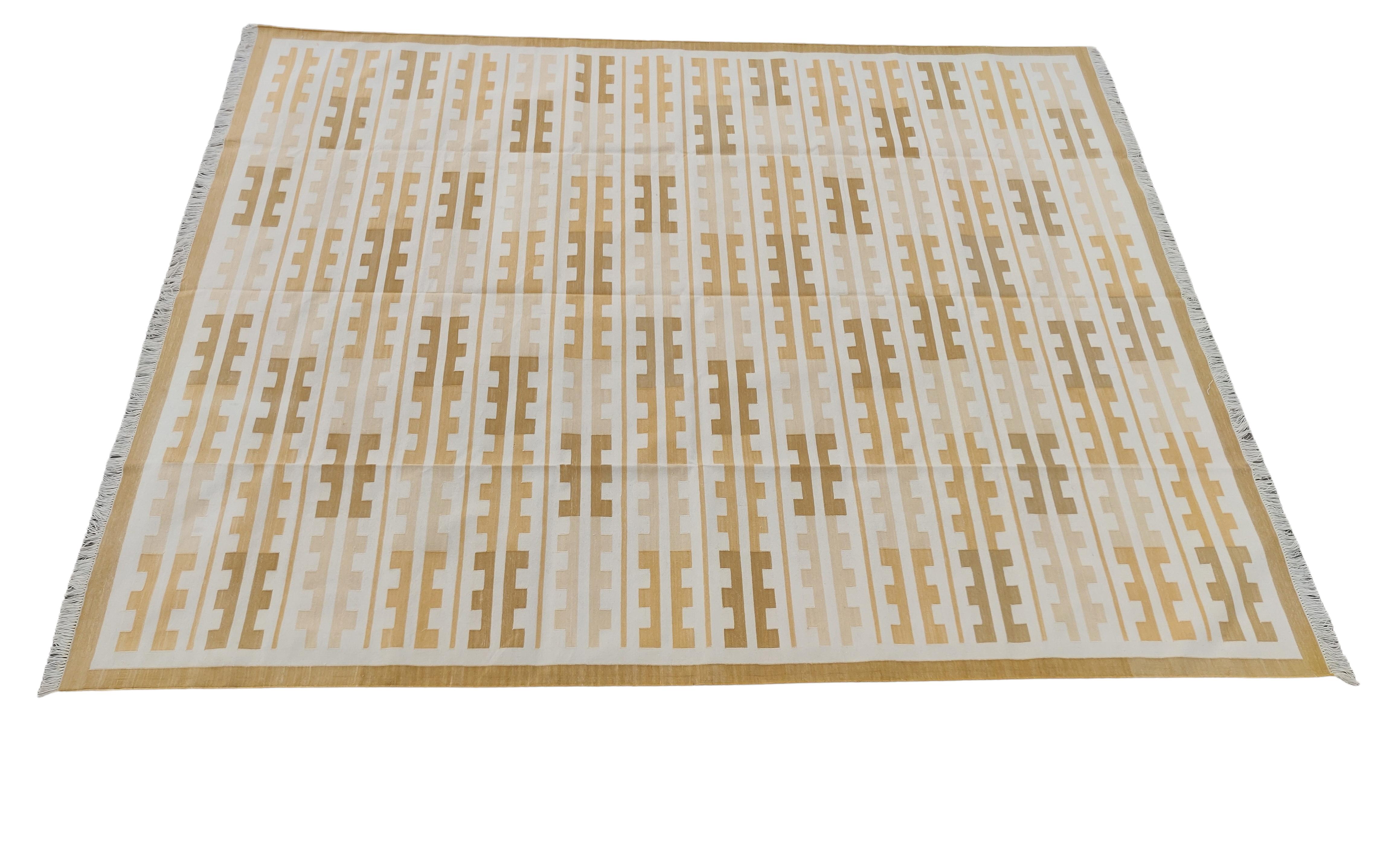 Handmade Cotton Area Flat Weave Rug, 6x9 Yellow, White Marianne Striped Dhurrie For Sale 4