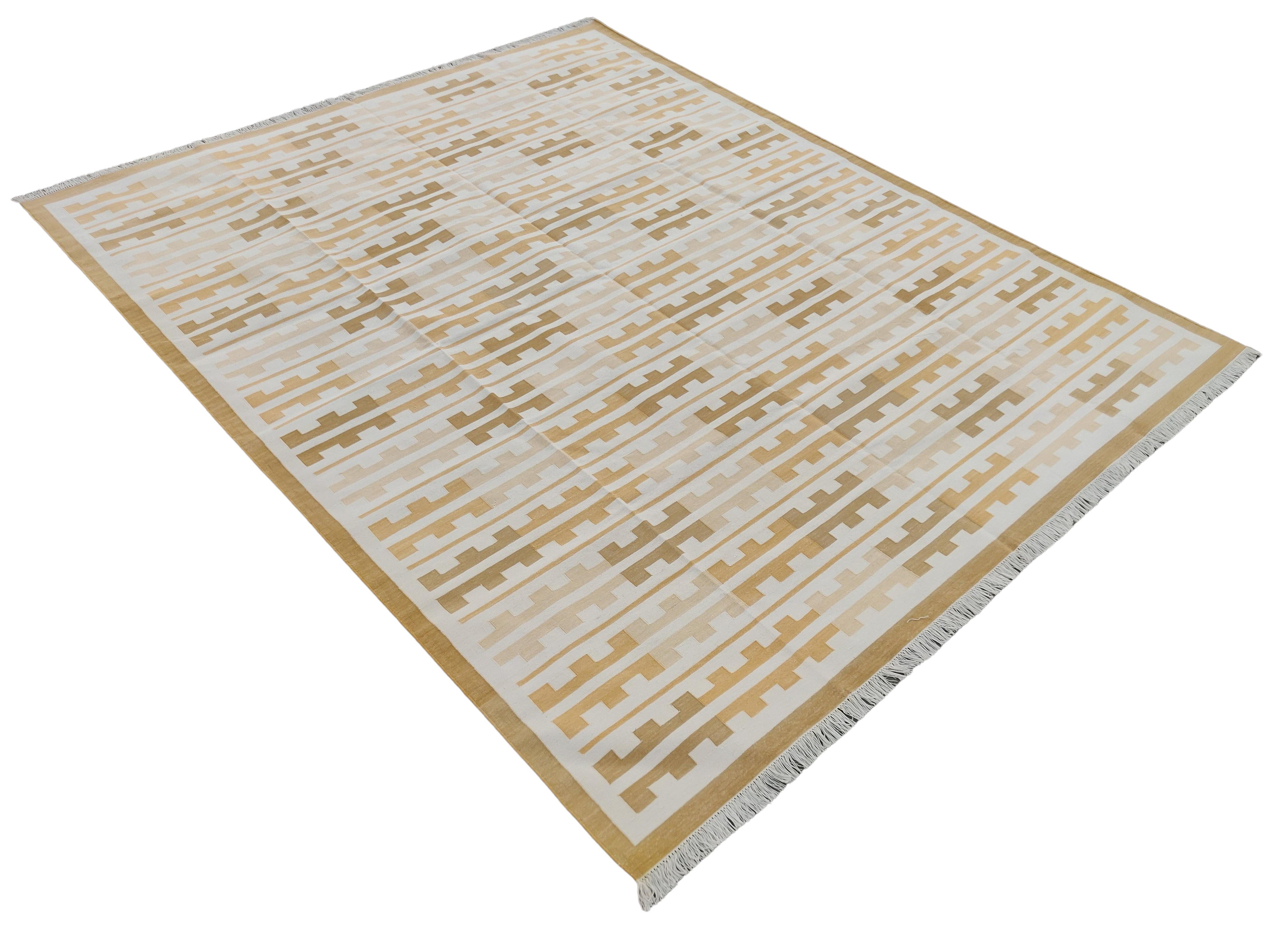 Handmade Cotton Area Flat Weave Rug, 6x9 Yellow, White Marianne Striped Dhurrie For Sale 2