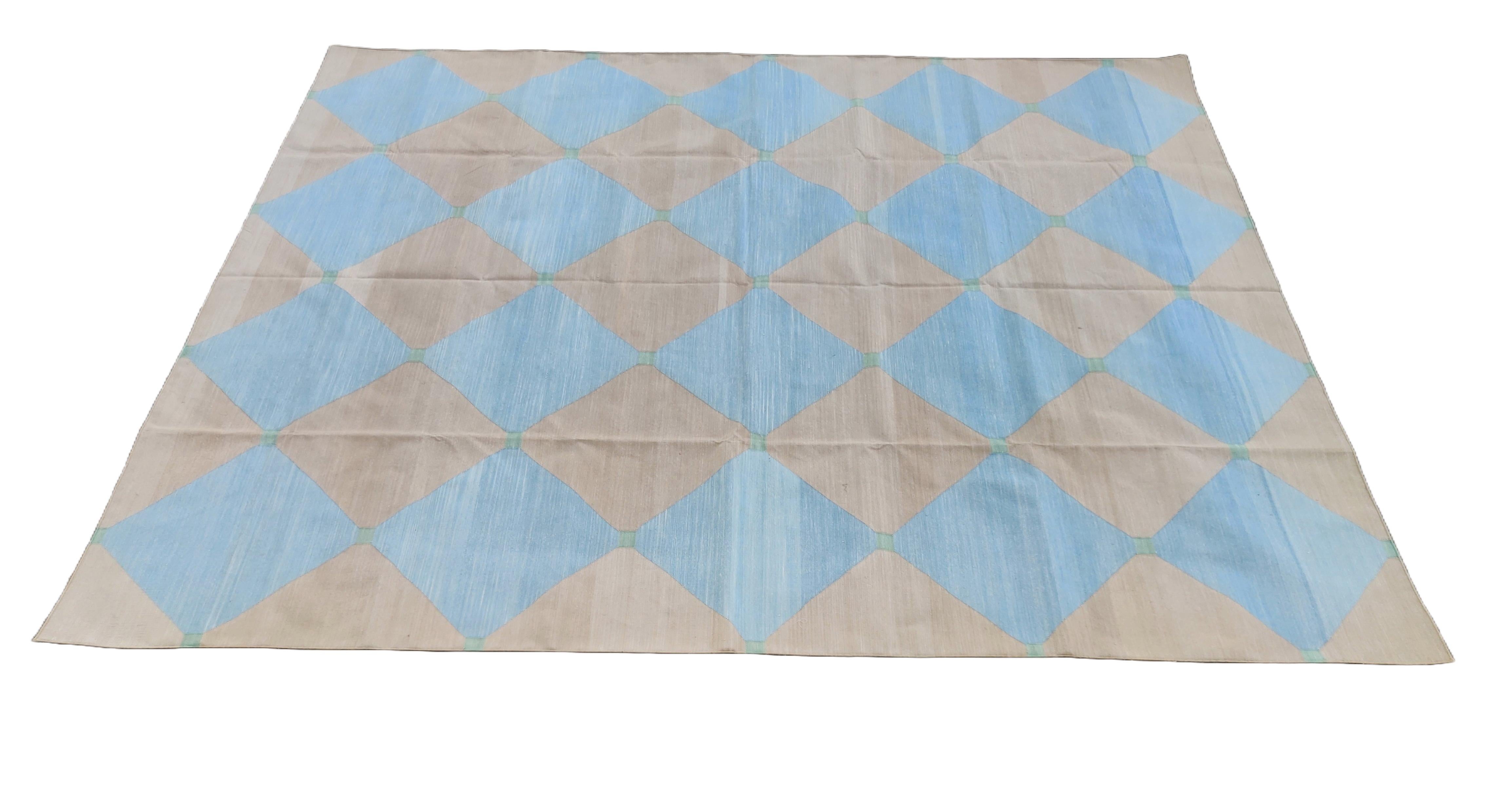 Handmade Cotton Area Flat Weave Rug, 8x10 Beige And Blue Tile Patterned Dhurrie In New Condition For Sale In Jaipur, IN