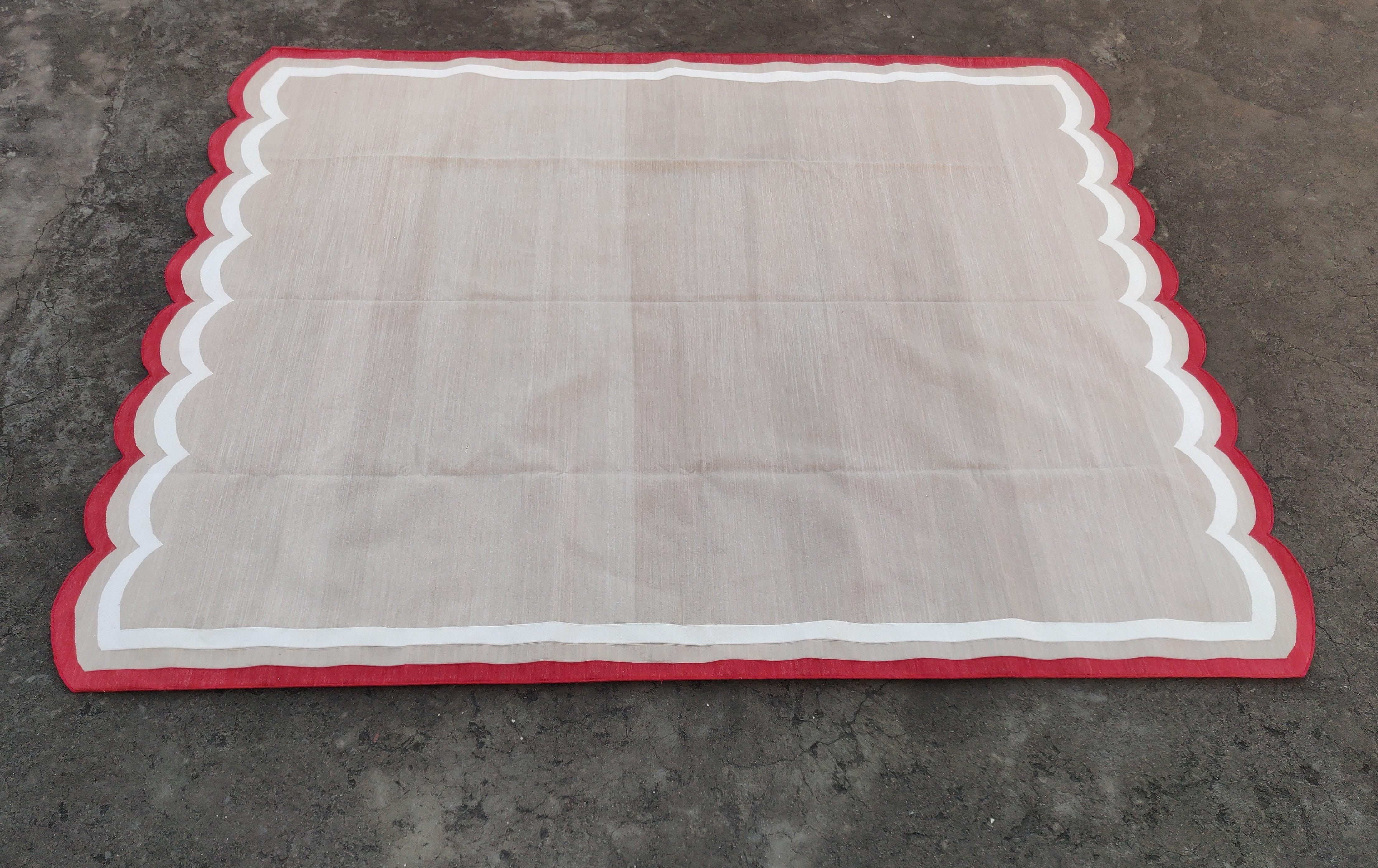 Handgefertigter Flachgewebe-Teppich aus Baumwolle, 8x10 Beige und Rot mit Wellenschliff, Kelim Dhurrie im Angebot 2