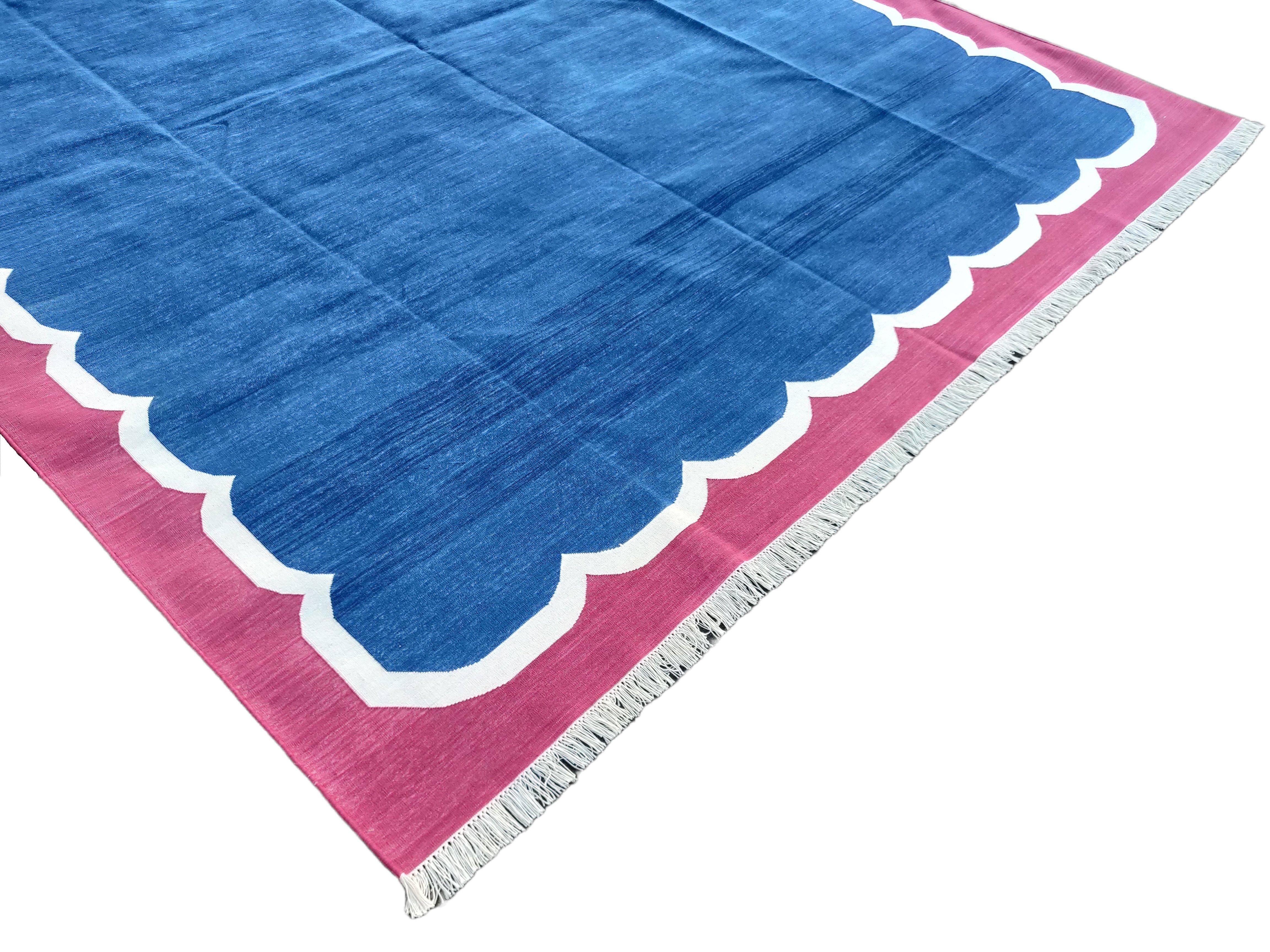 Hand-Woven Handmade Cotton Area Flat Weave Rug, 8x10 Blue And Pink Scalloped Indian Dhurrie For Sale
