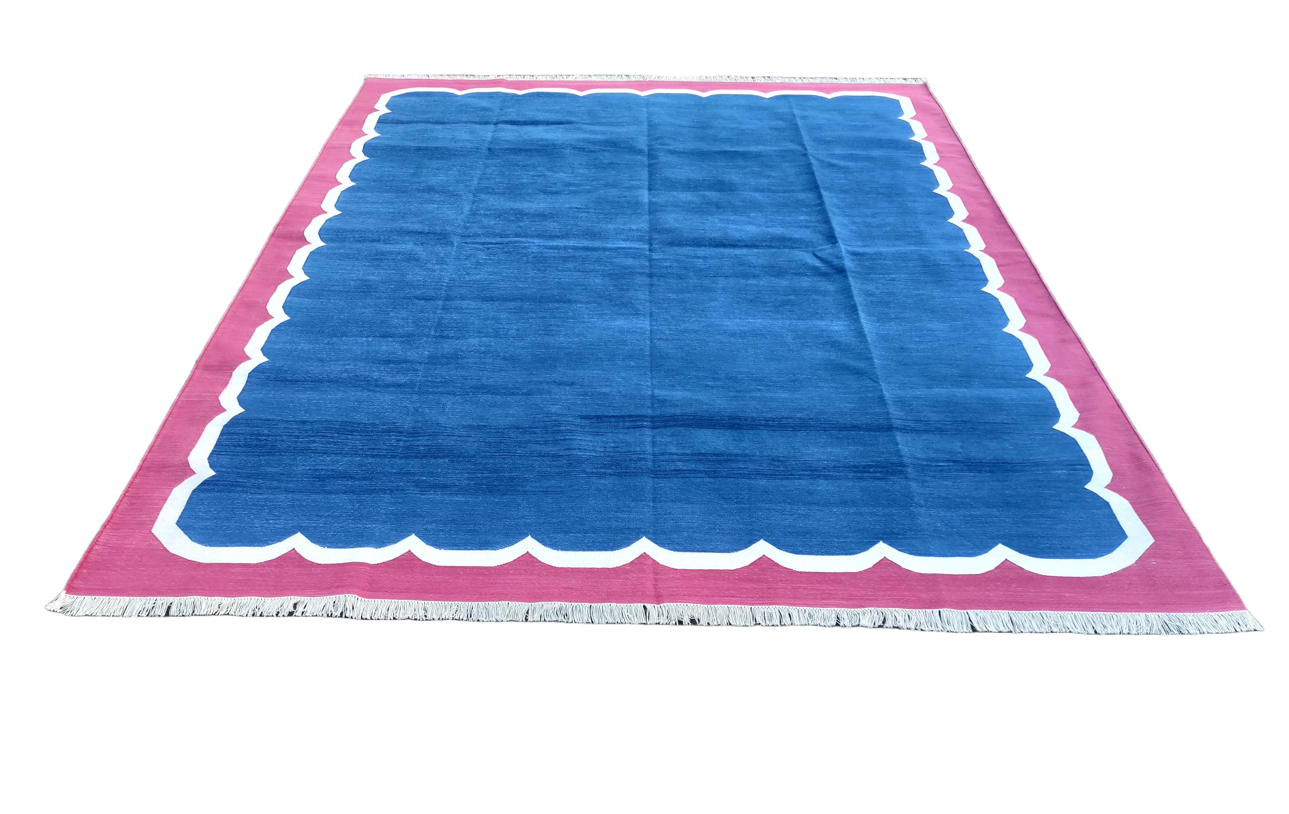 Contemporary Handmade Cotton Area Flat Weave Rug, 8x10 Blue And Pink Scalloped Indian Dhurrie For Sale