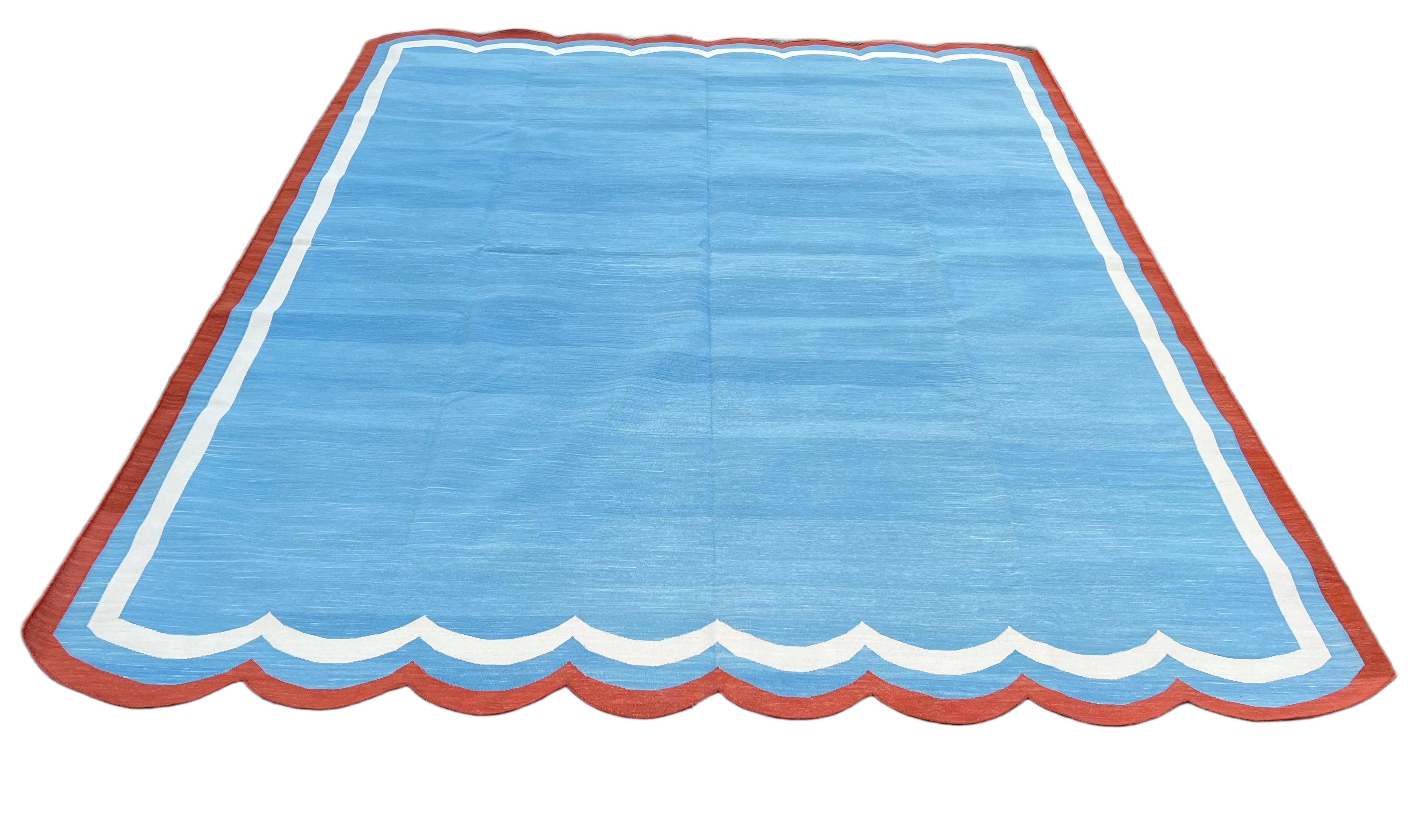 Handmade Cotton Area Flat Weave Rug, 8x10 Blue And Red Scalloped Indian Dhurrie For Sale 1