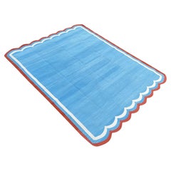 Handgefertigter flacher Baumwollteppich mit Flachgewebe, 8x10 Blauer und roter Wellenschliff indischer Dhurrie