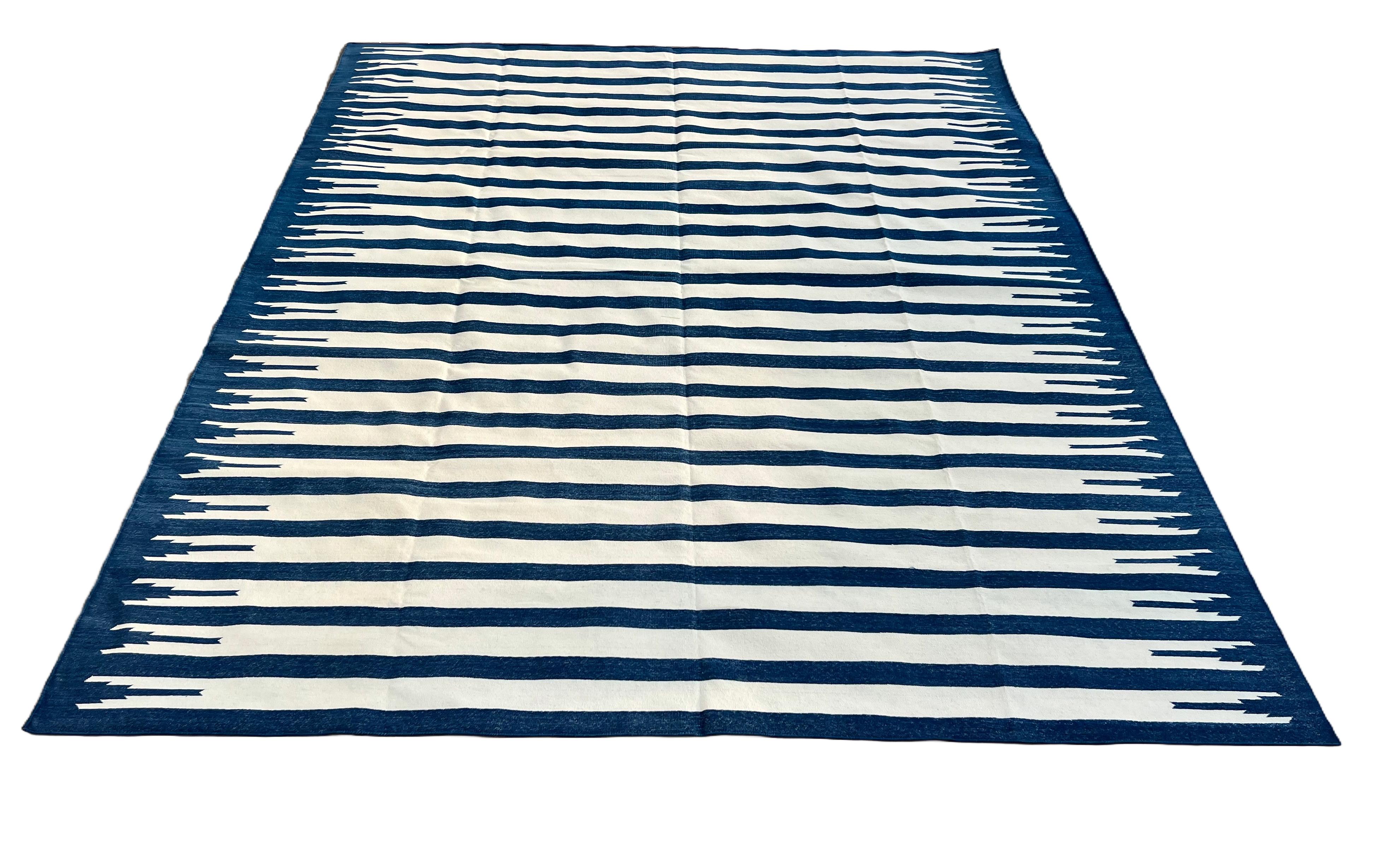Handmade Cotton Area Flat Weave Rug, 8x10 Blue And White Striped Indian Dhurrie In New Condition For Sale In Jaipur, IN