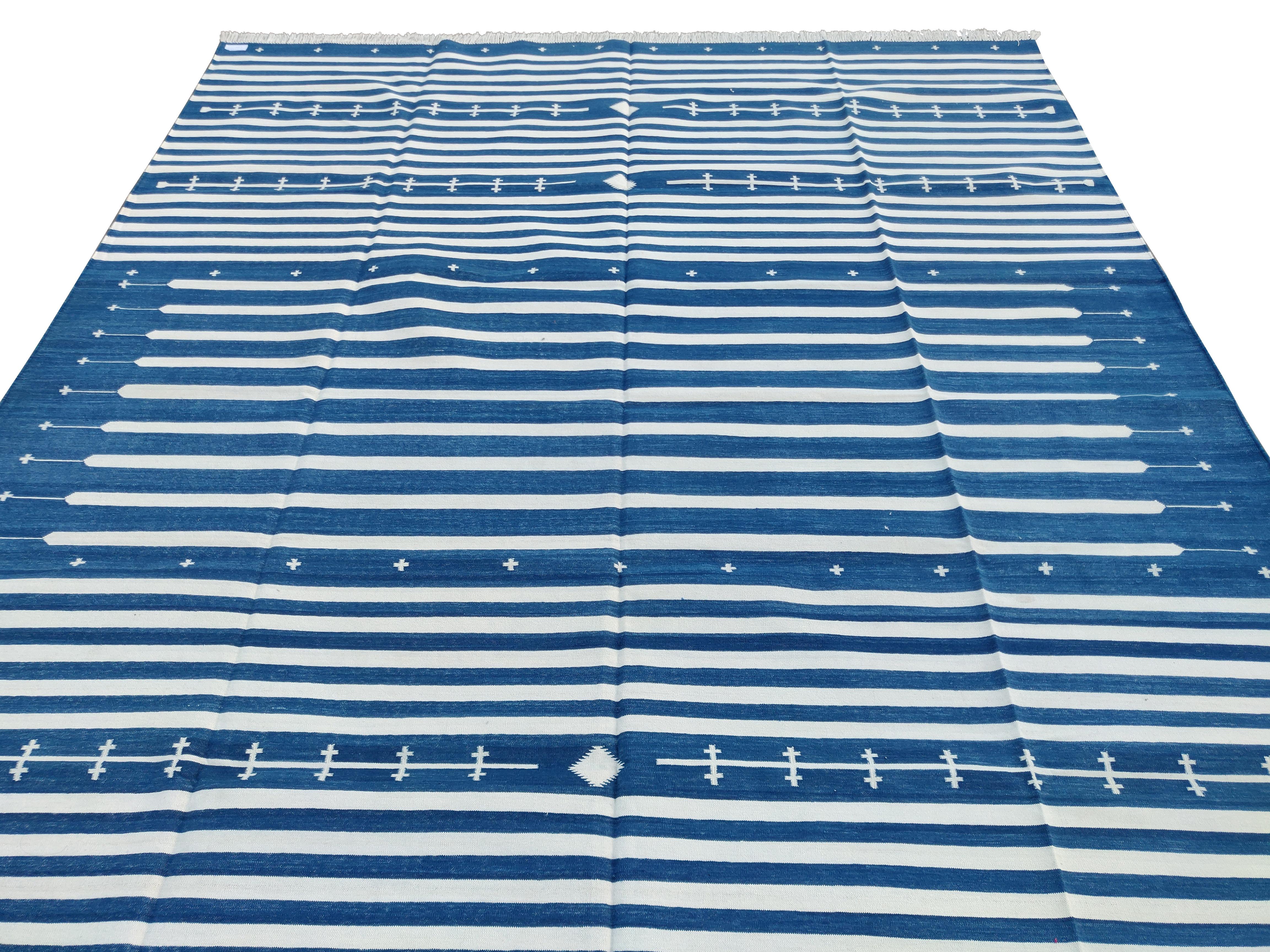 Handmade Cotton Area Flat Weave Rug, 8x10 Blue And White Striped Indian Dhurrie In New Condition For Sale In Jaipur, IN