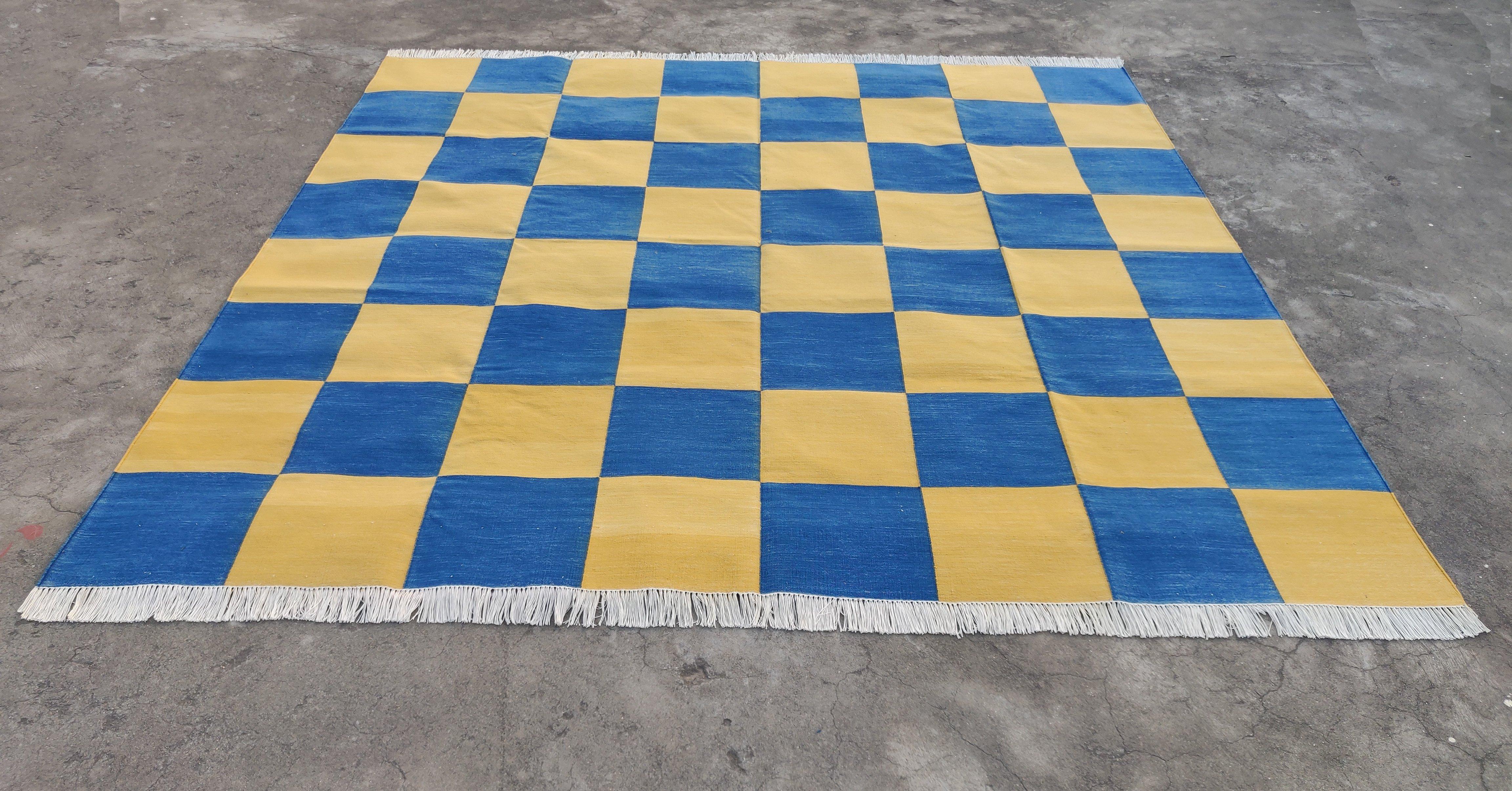 Handmade Cotton Area Flat Weave Rug, 8x10 Blue And Yellow Checked Indian Dhurrie In New Condition For Sale In Jaipur, IN