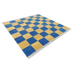 Handgefertigter Flachgewebe-Teppich aus Baumwolle, 8x10 Blauer und gelber karierter indischer Dhurrie