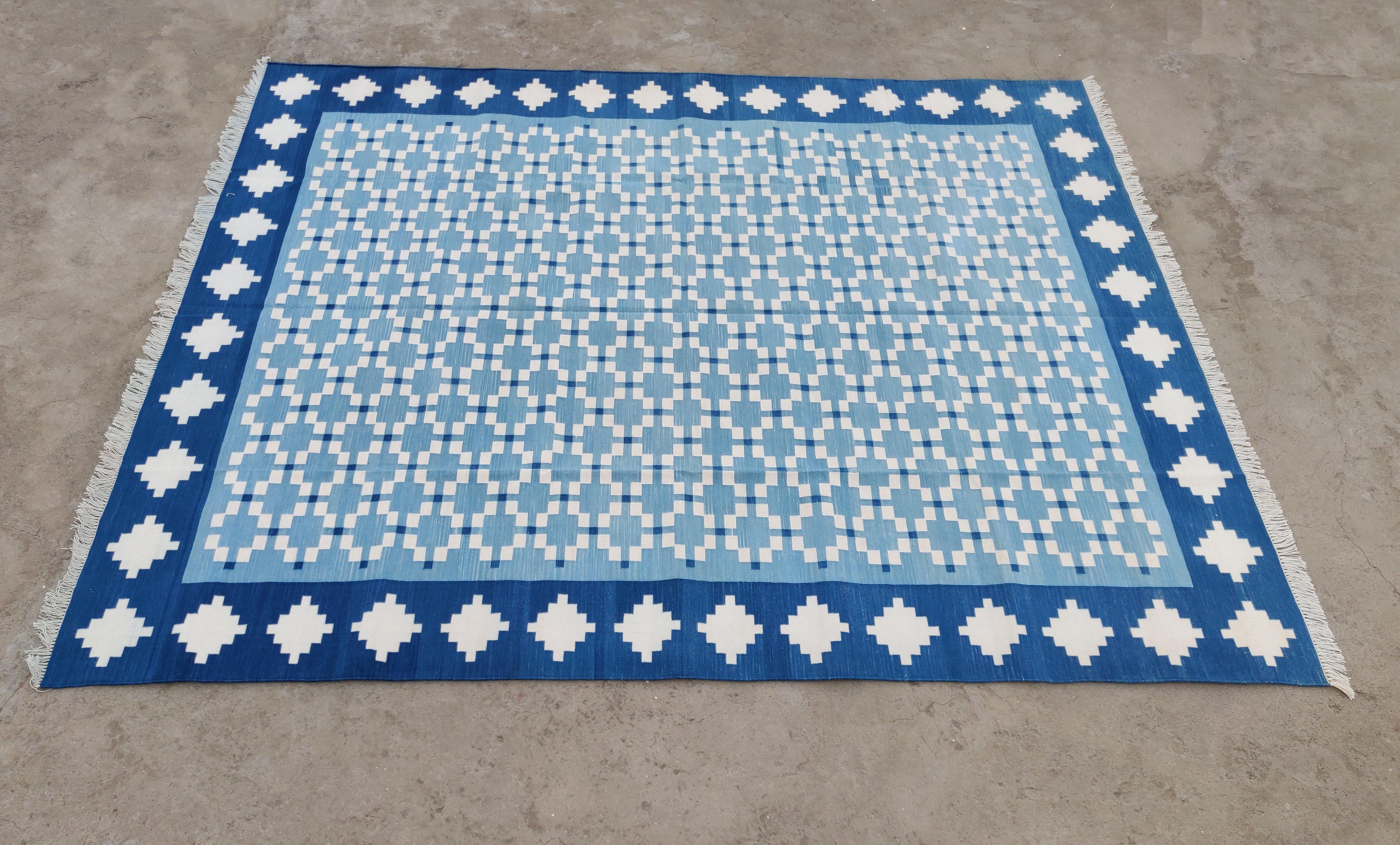 Tappeto a tessitura piatta in cotone fatto a mano, 8x10 Blu, Whiting Geometrico Indiano Dhurrie in vendita 4